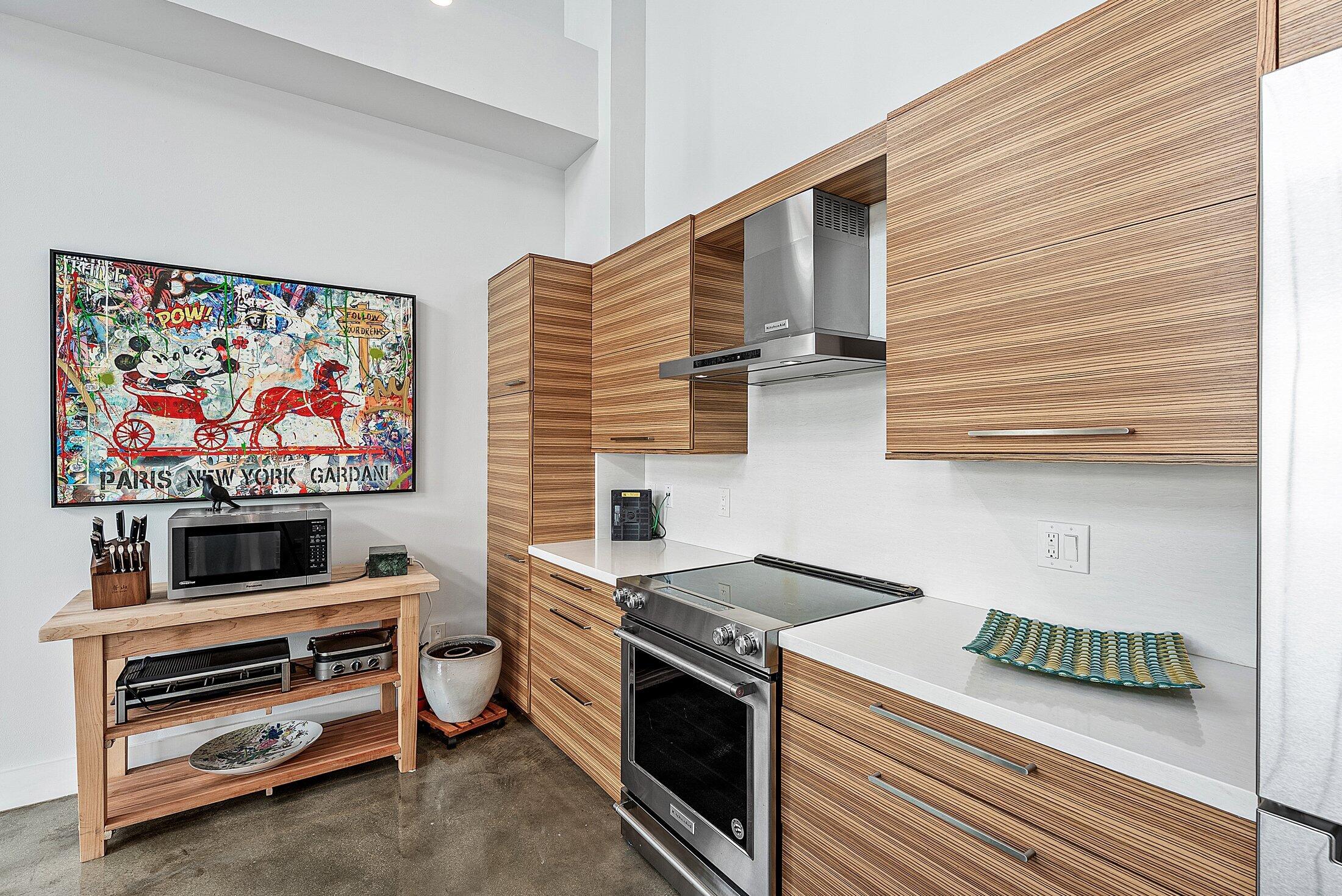 185 NE 4th Avenue 317