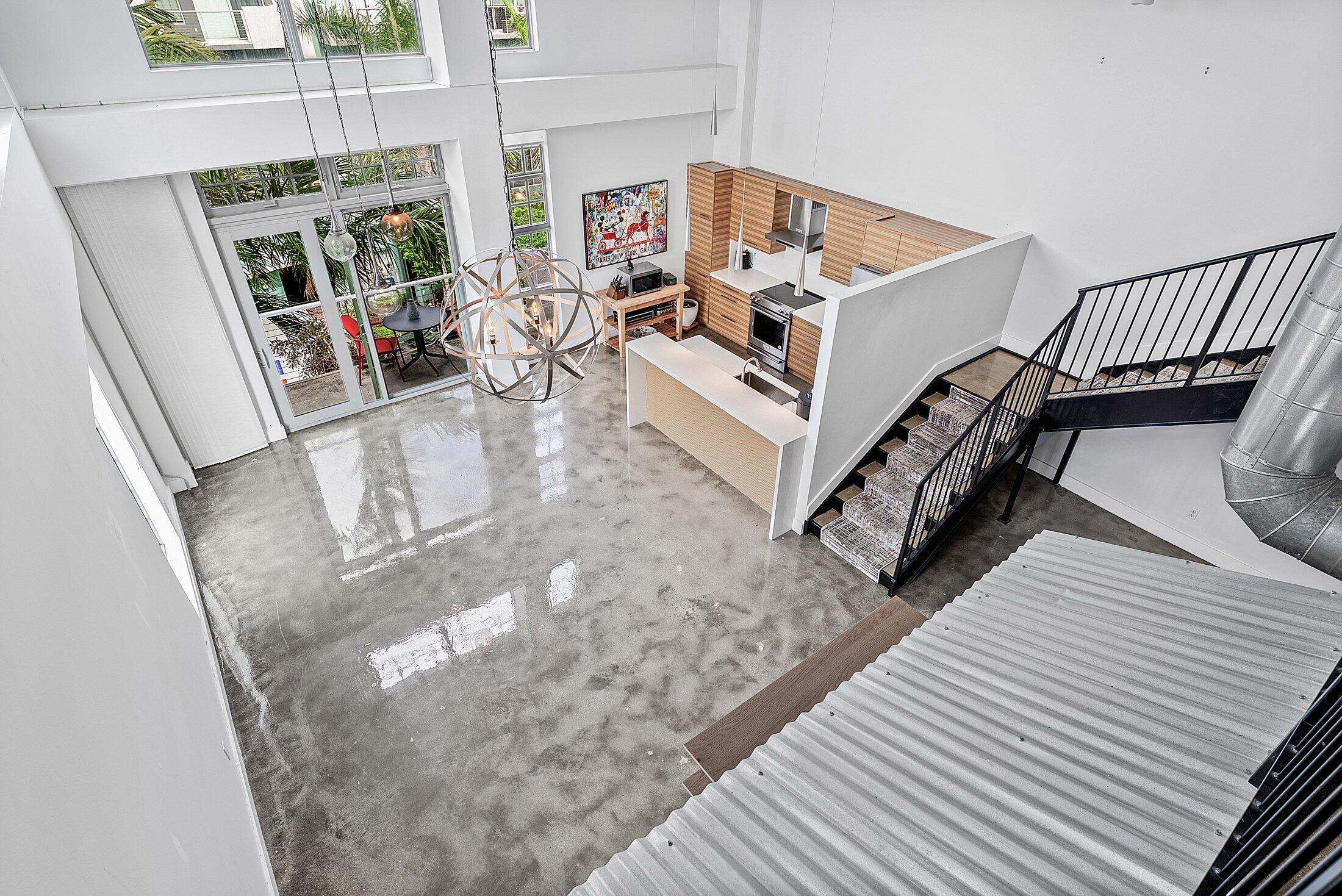 185 NE 4th Avenue 317