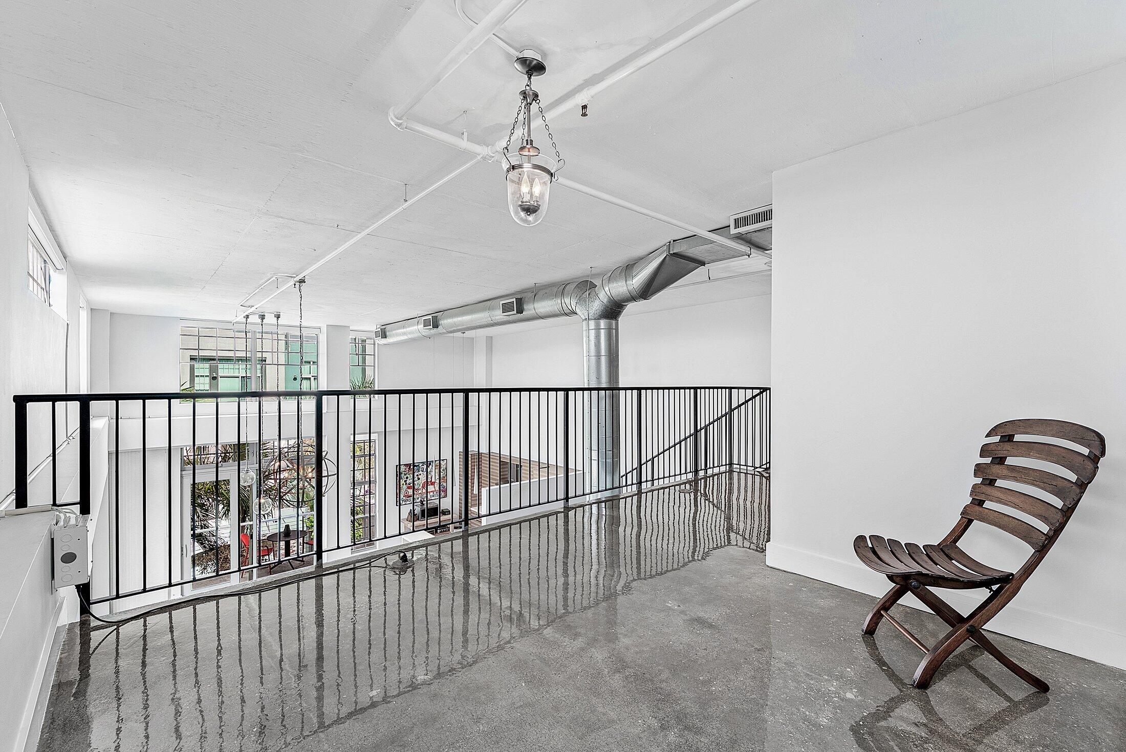 185 NE 4th Avenue 317