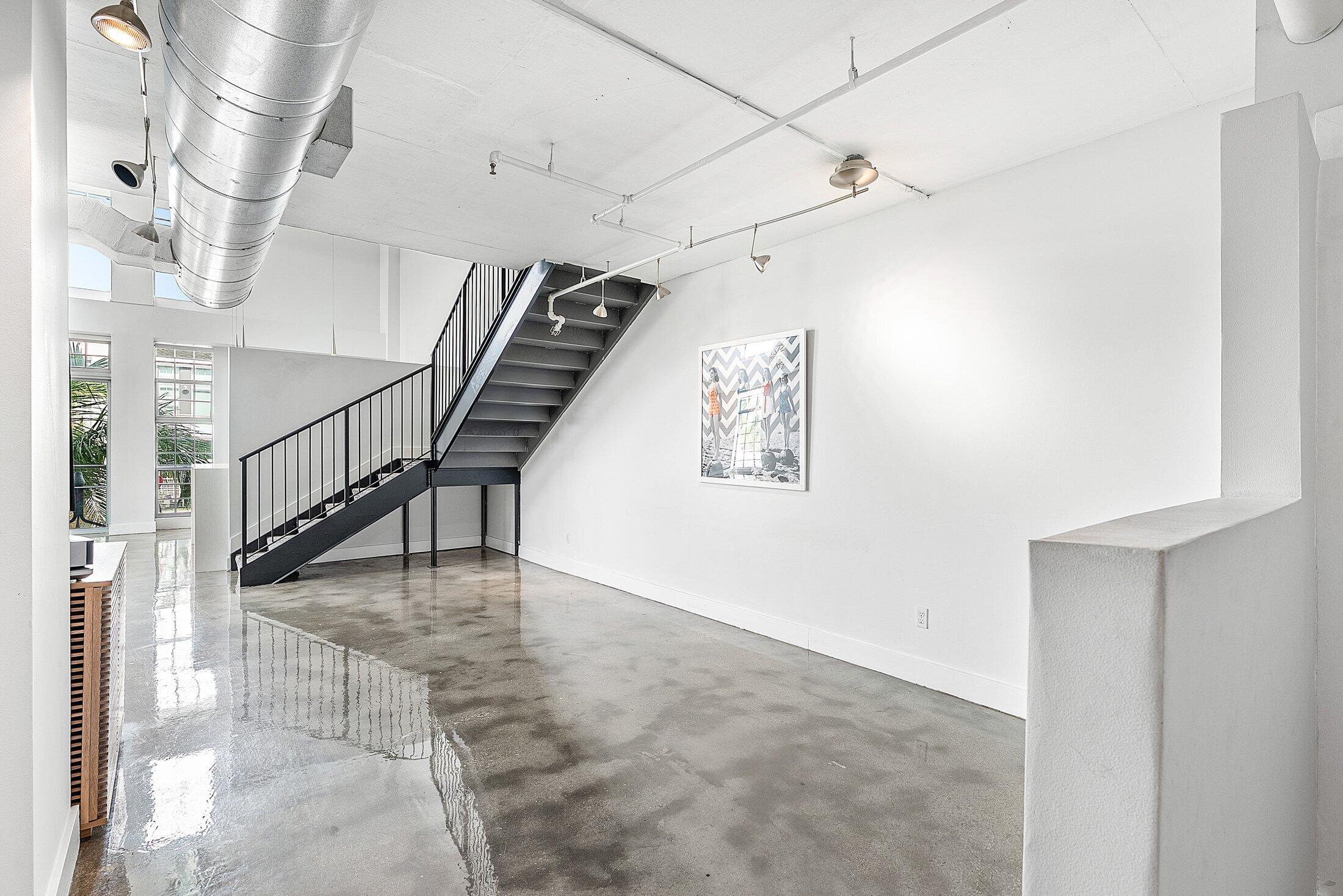 185 NE 4th Avenue 317