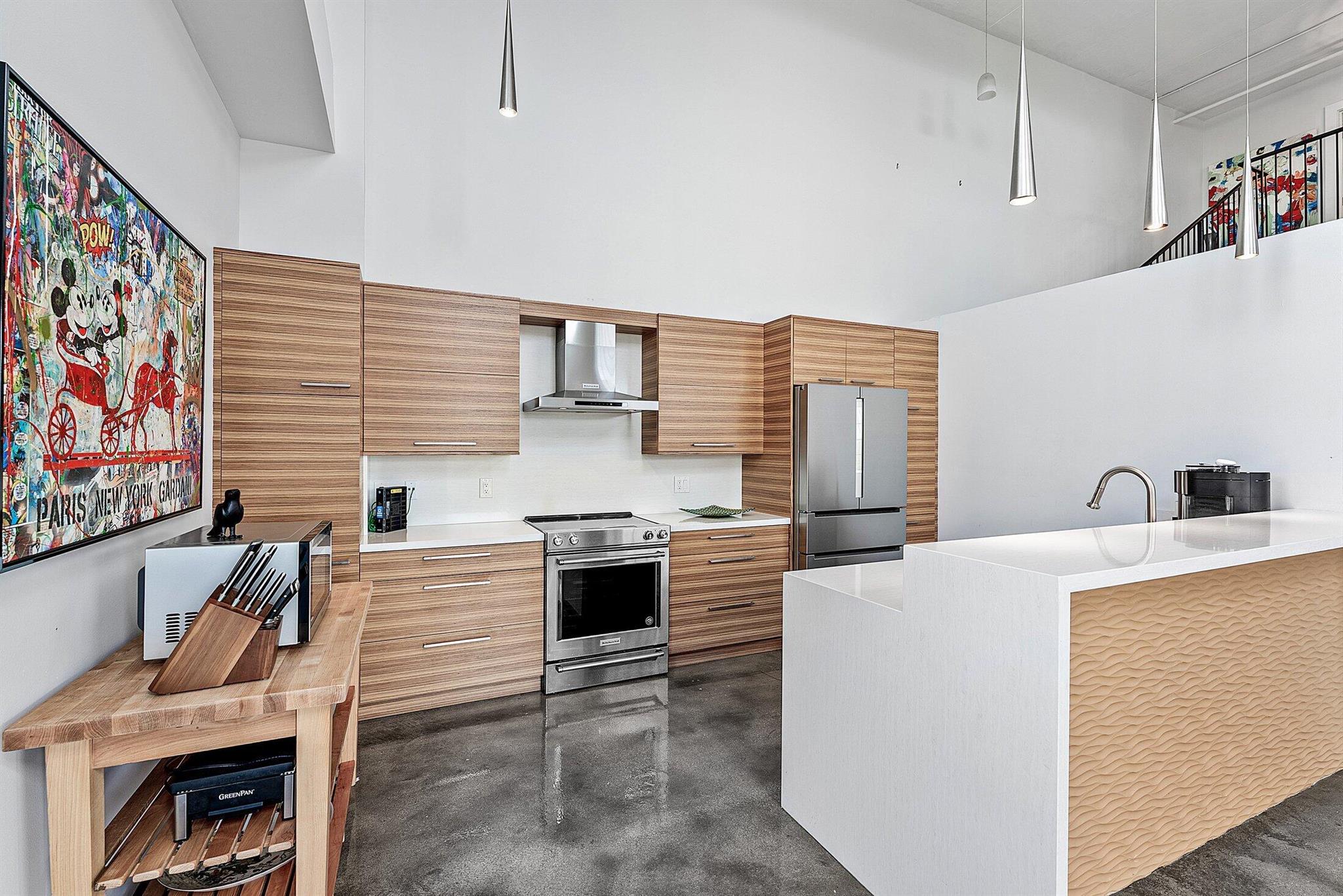 185 NE 4th Avenue 317