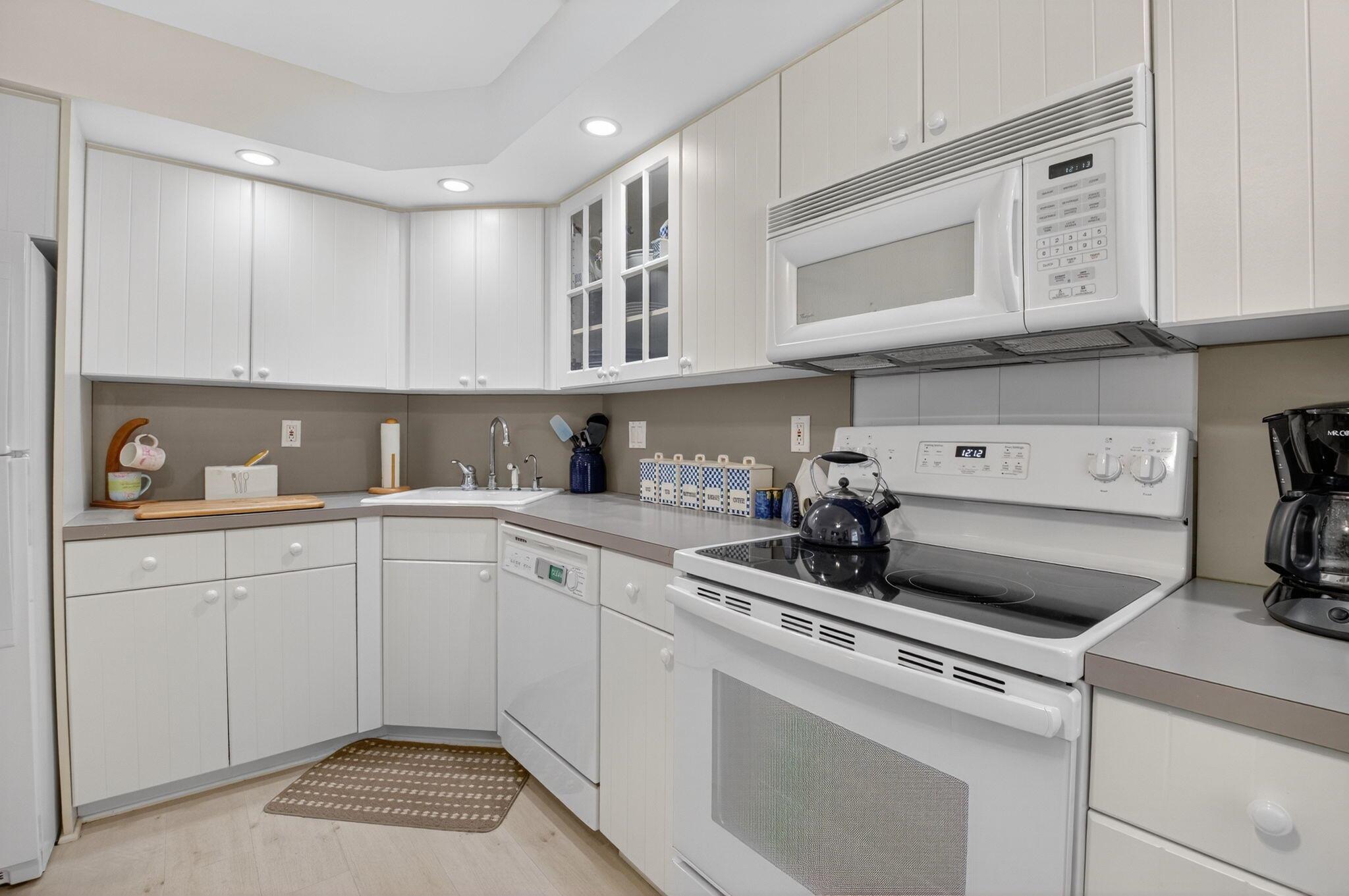 1 Harbourside Drive 4205