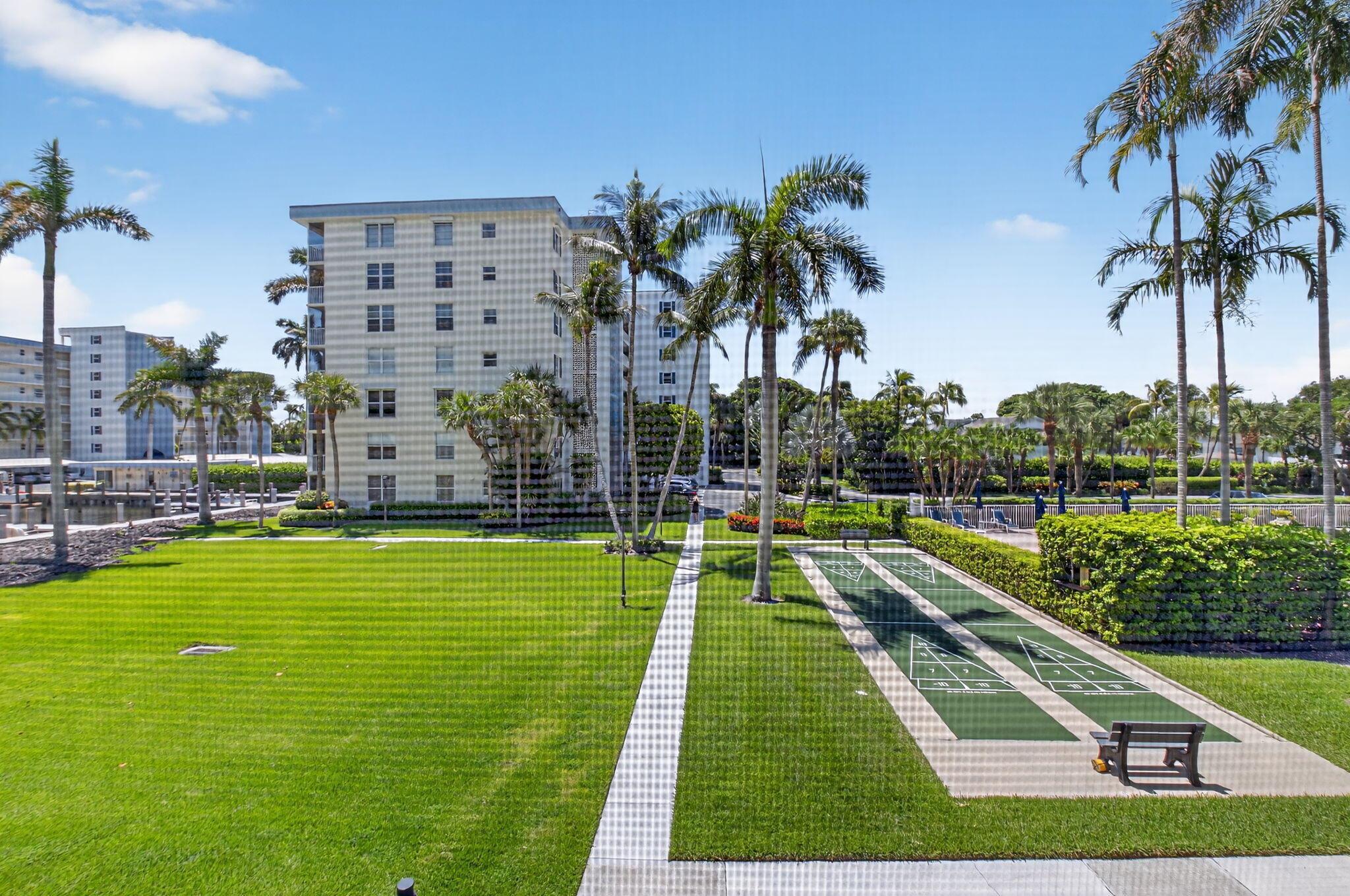 1 Harbourside Drive 4205