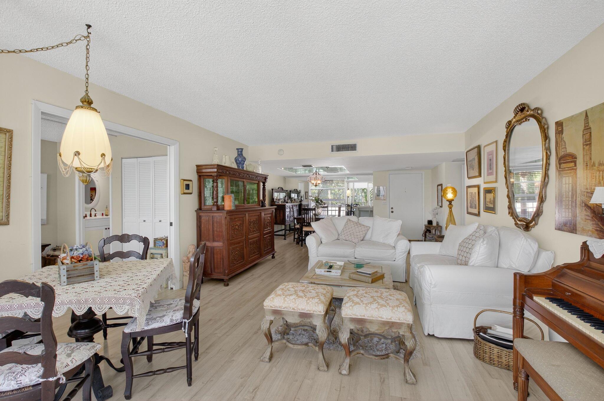 1 Harbourside Drive 4205