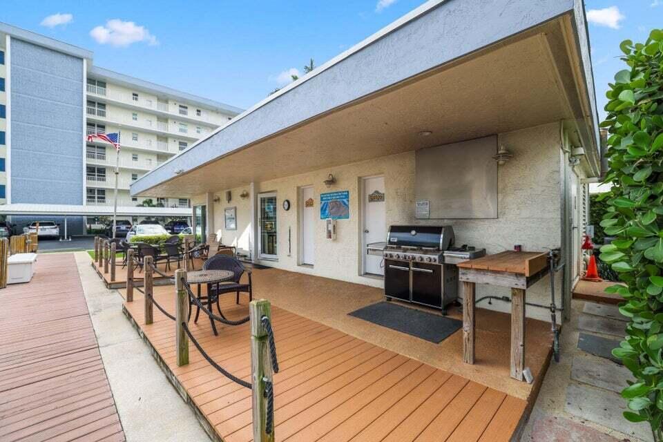 1 Harbourside Drive 4205