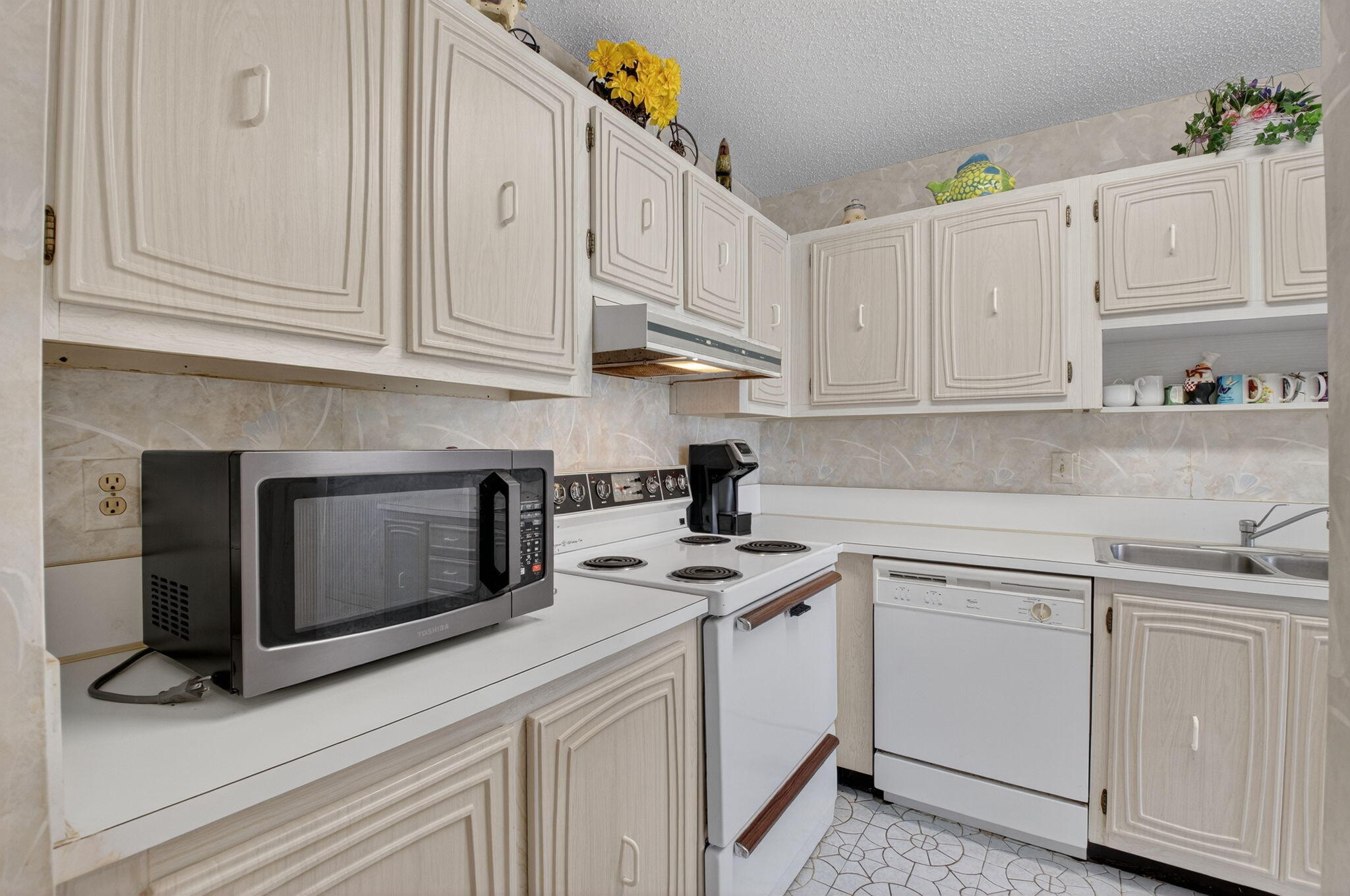 13761 Flora Place A