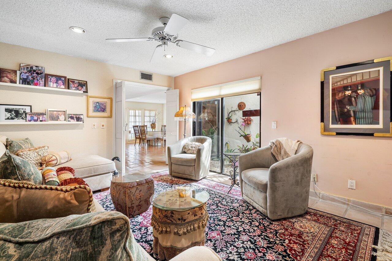 11094 Applegate Lane