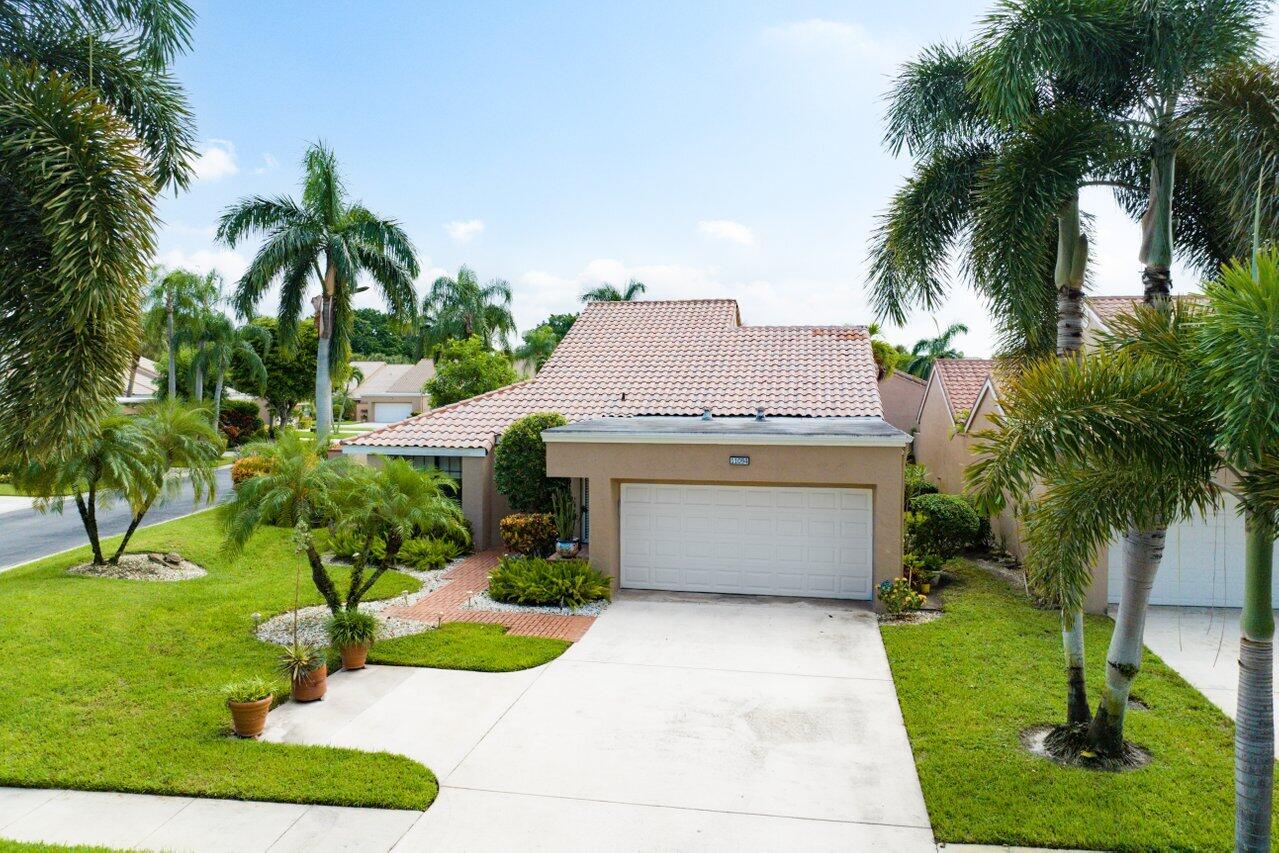 11094 Applegate Lane