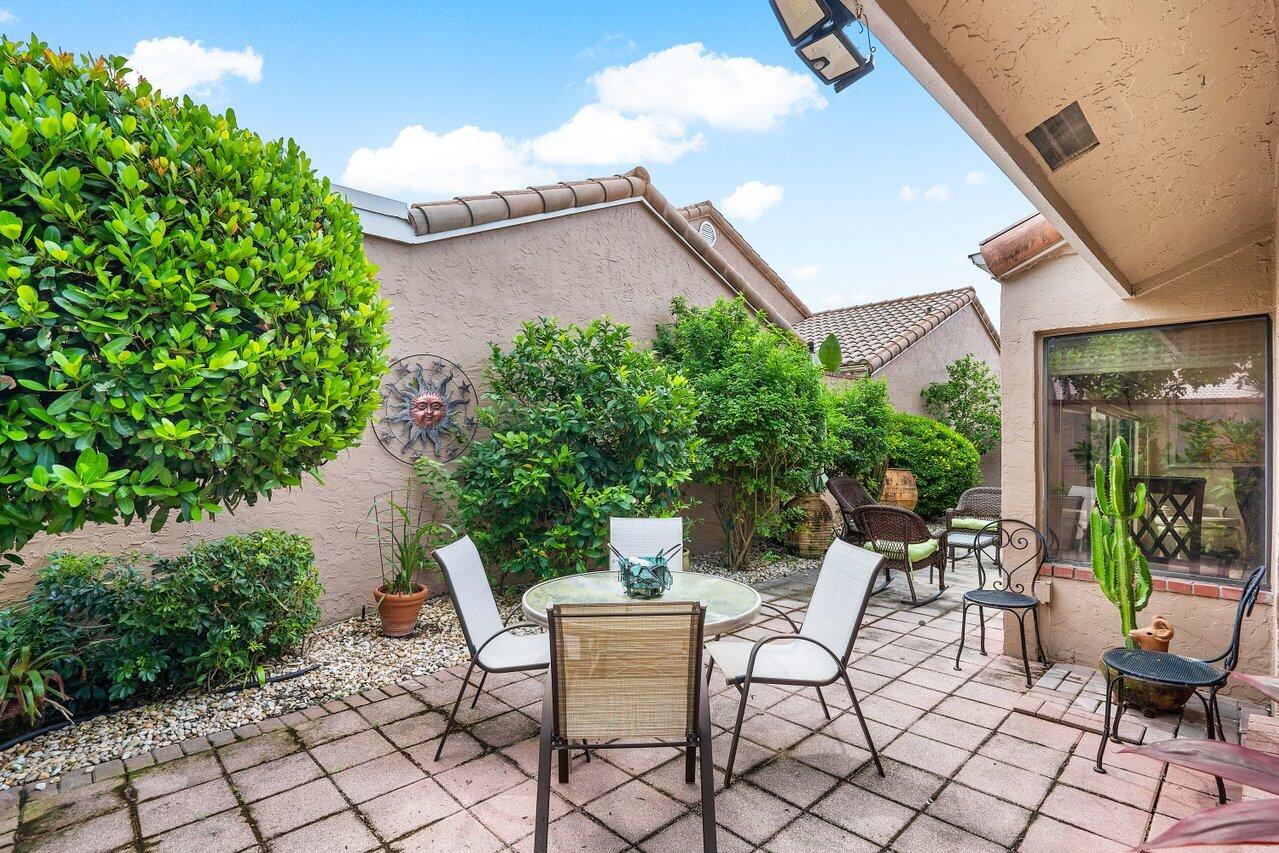 11094 Applegate Lane