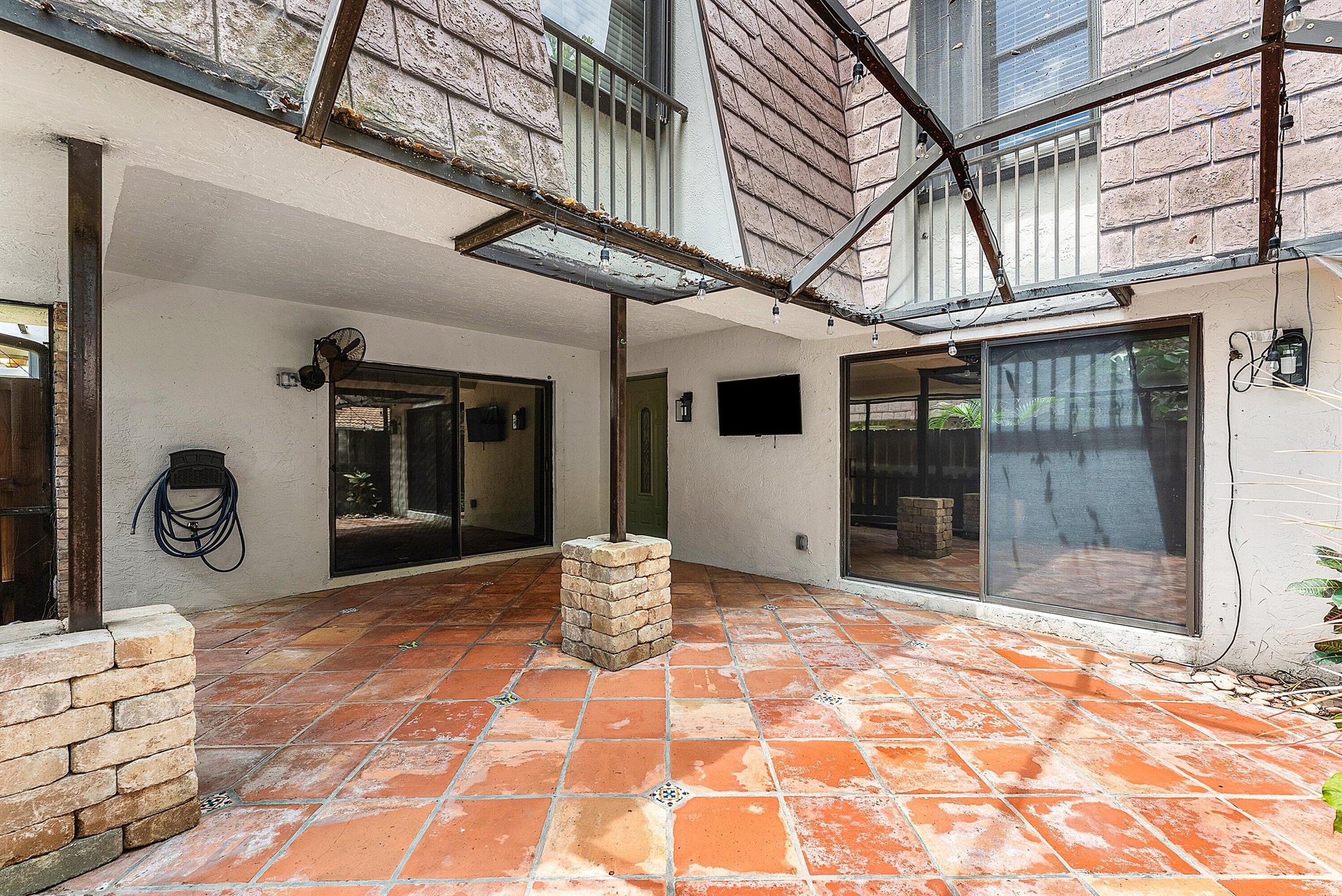 7526 Courtyard Run E