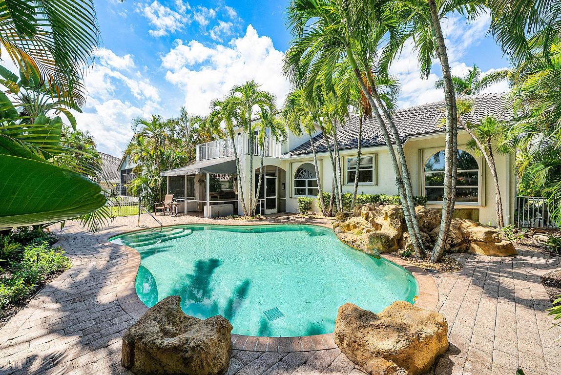 19614 Star Island Drive