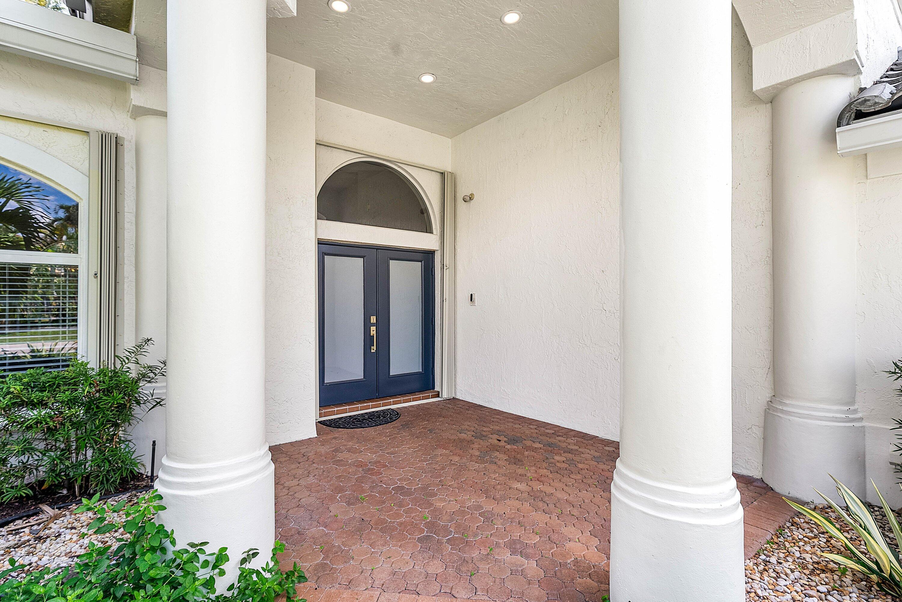 19614 Star Island Drive