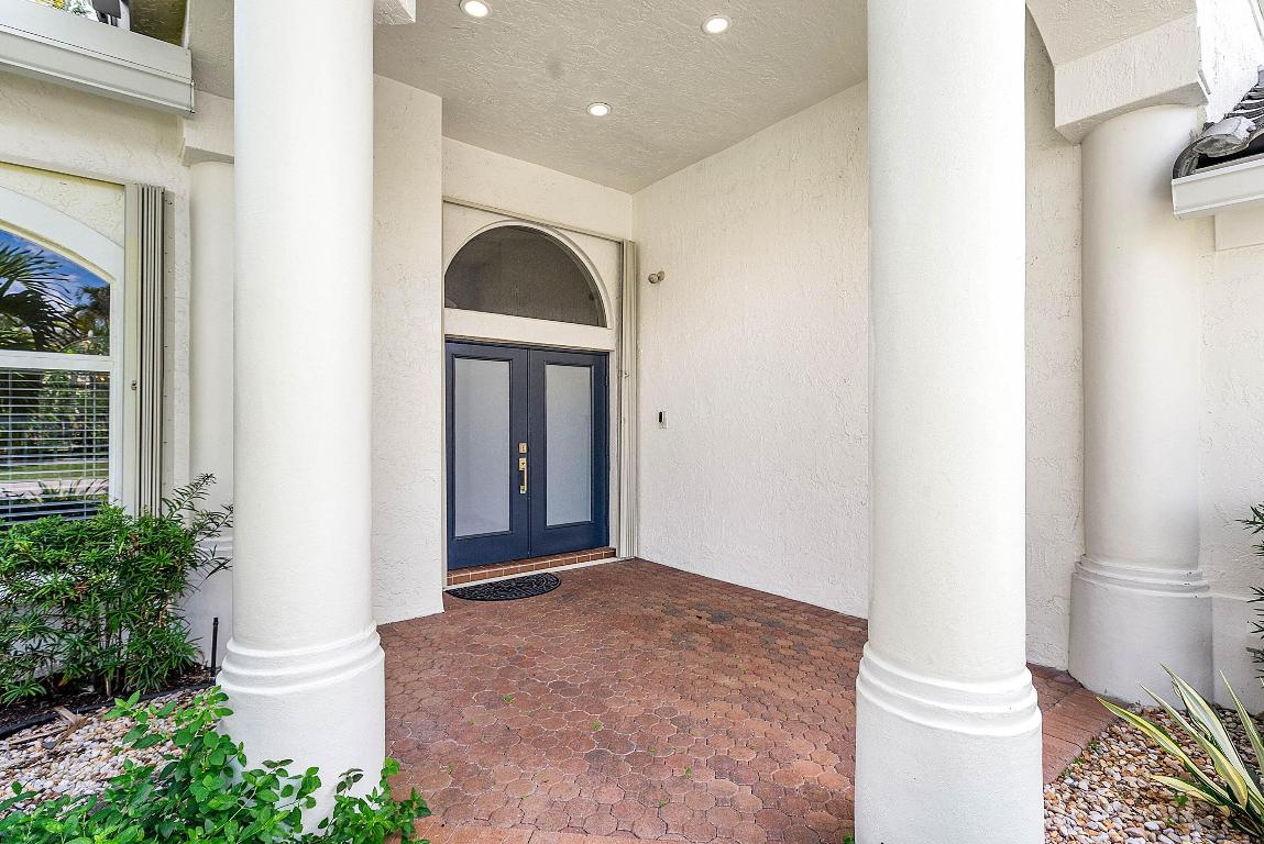 19614 Star Island Drive