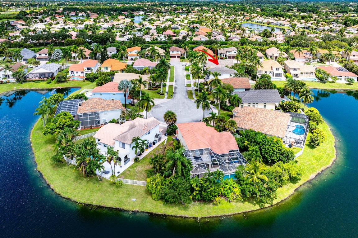 19614 Star Island Drive