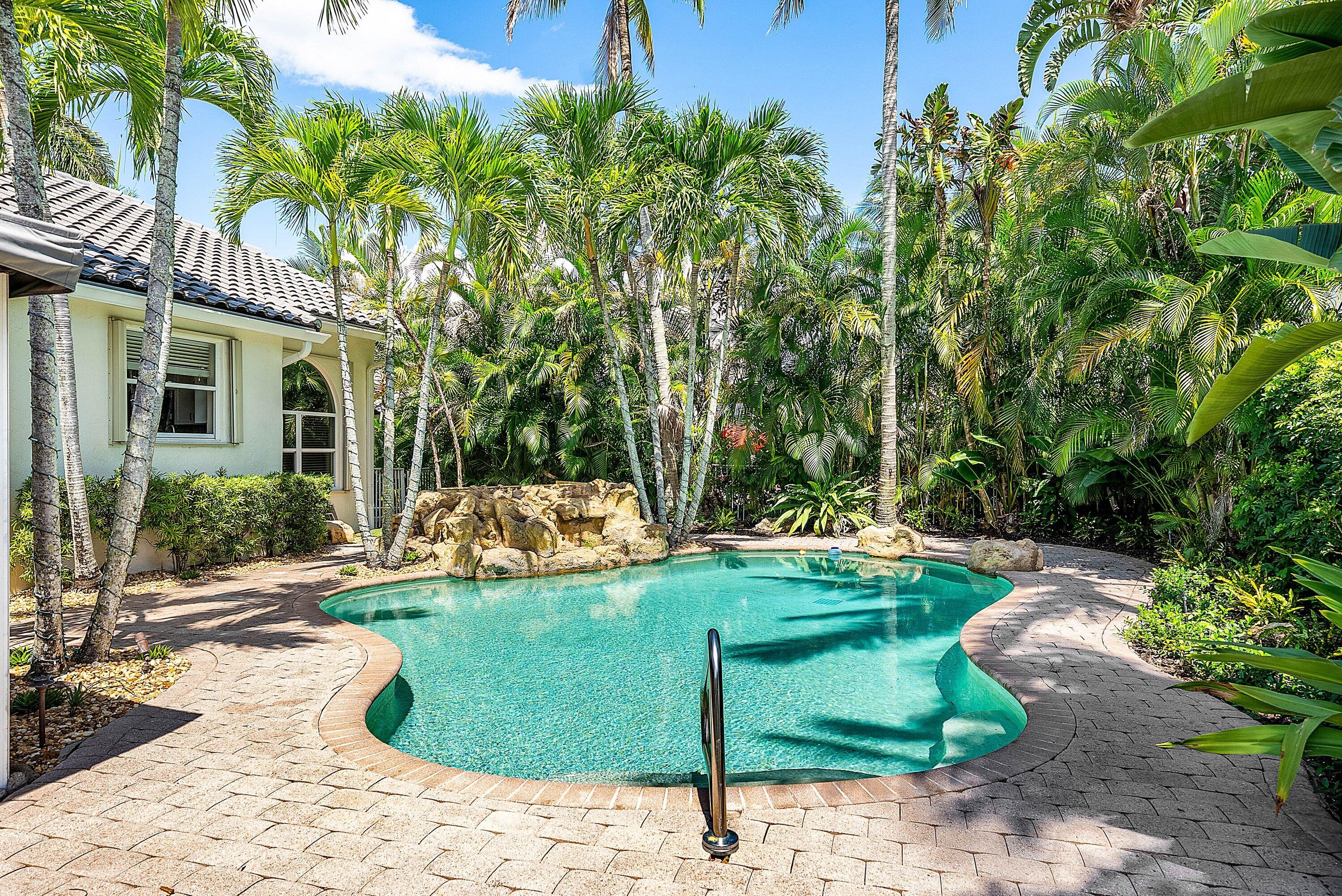 19614 Star Island Drive