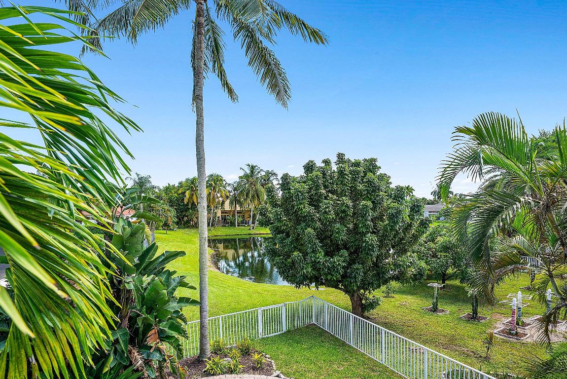 19614 Star Island Drive