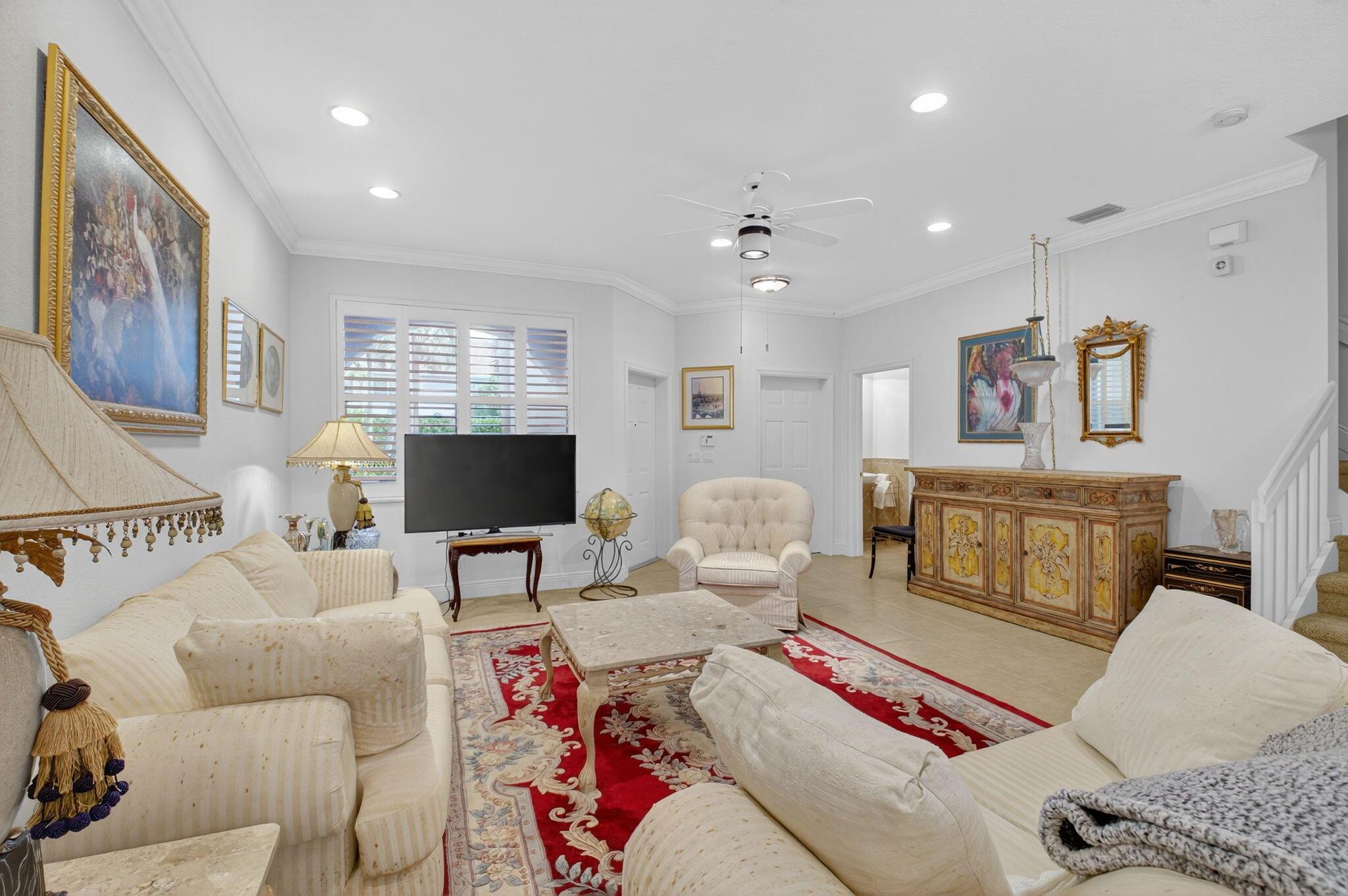 179 Las Brisas Circle