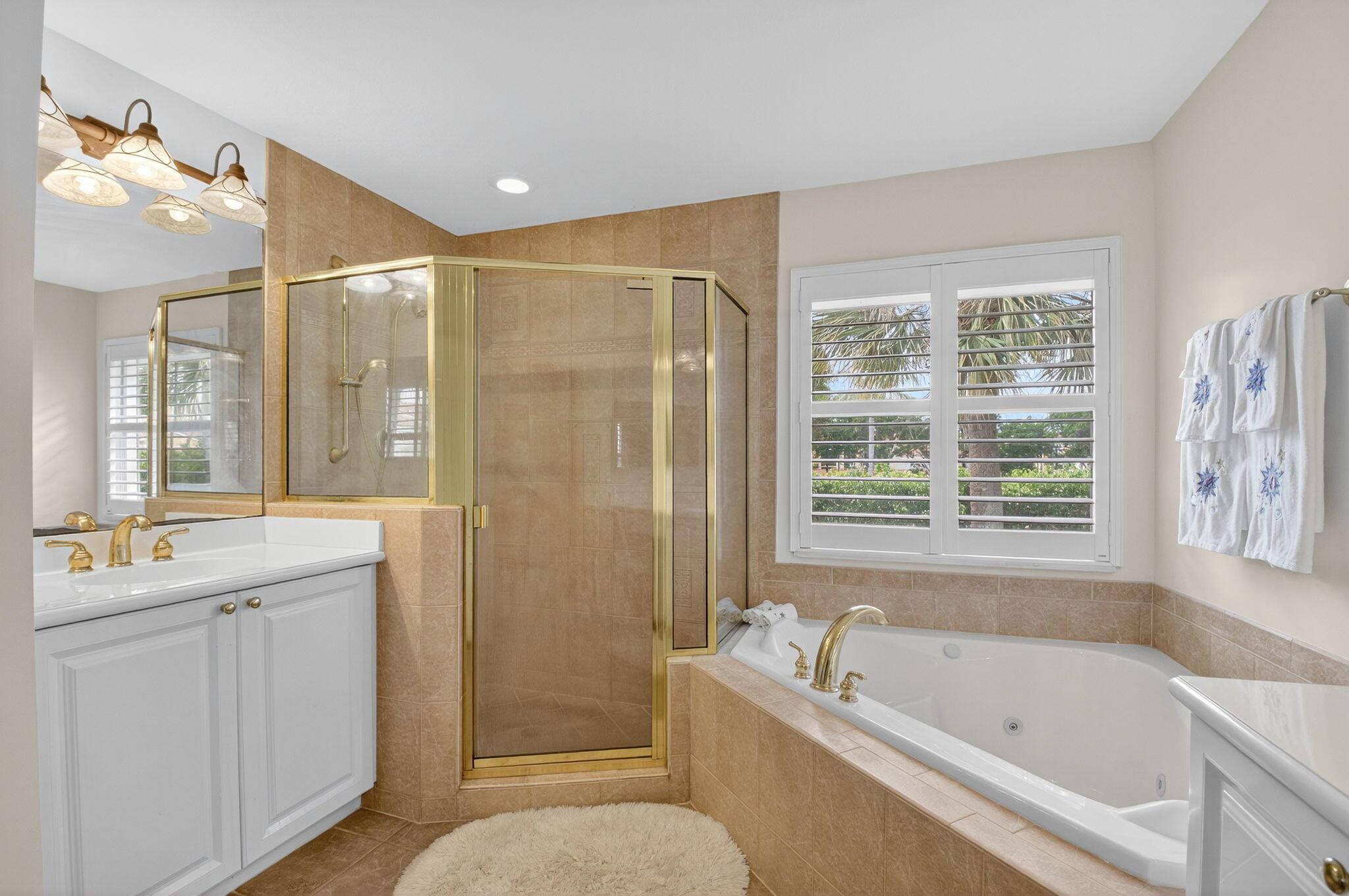 179 Las Brisas Circle