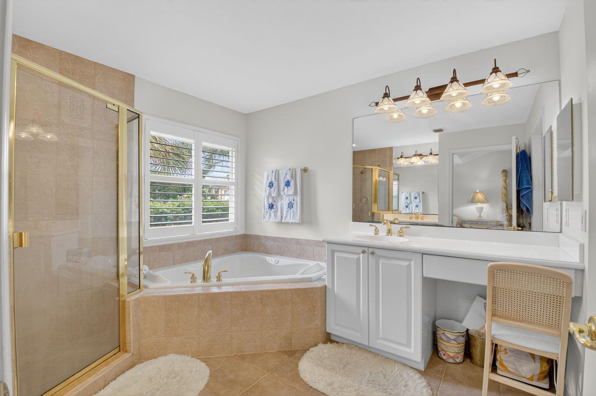 179 Las Brisas Circle