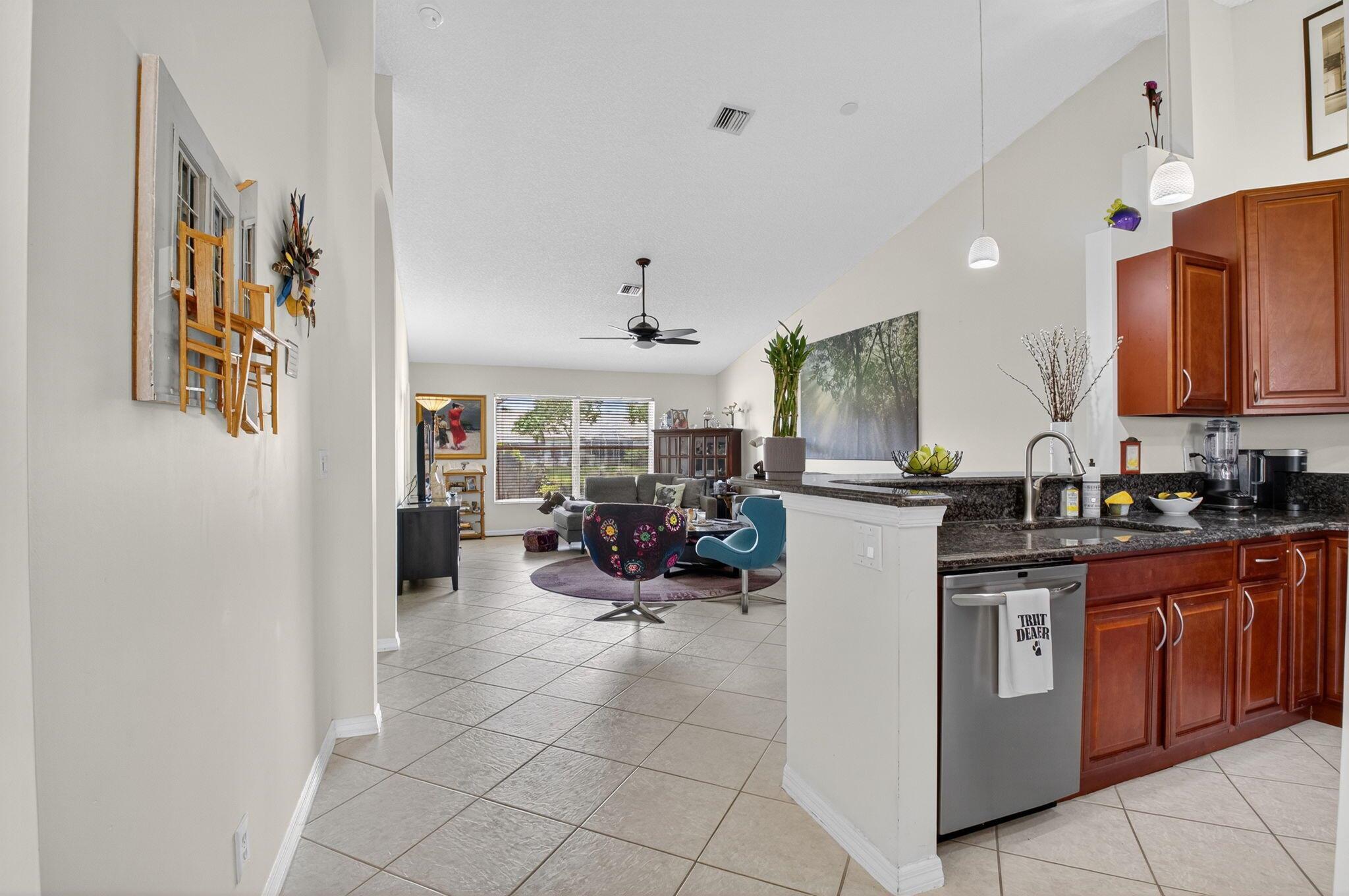 6108 Floral Lakes Drive