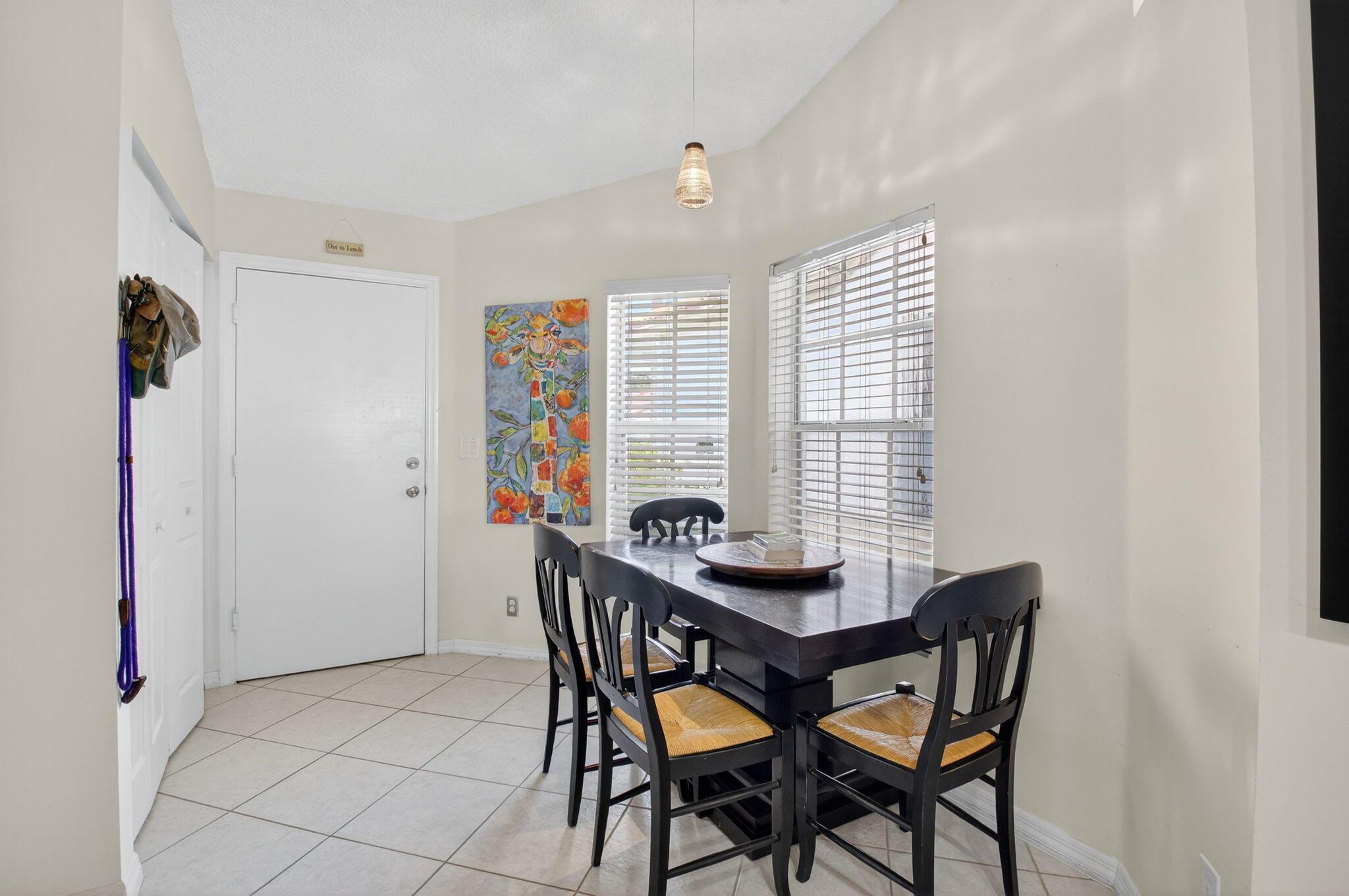 6108 Floral Lakes Drive