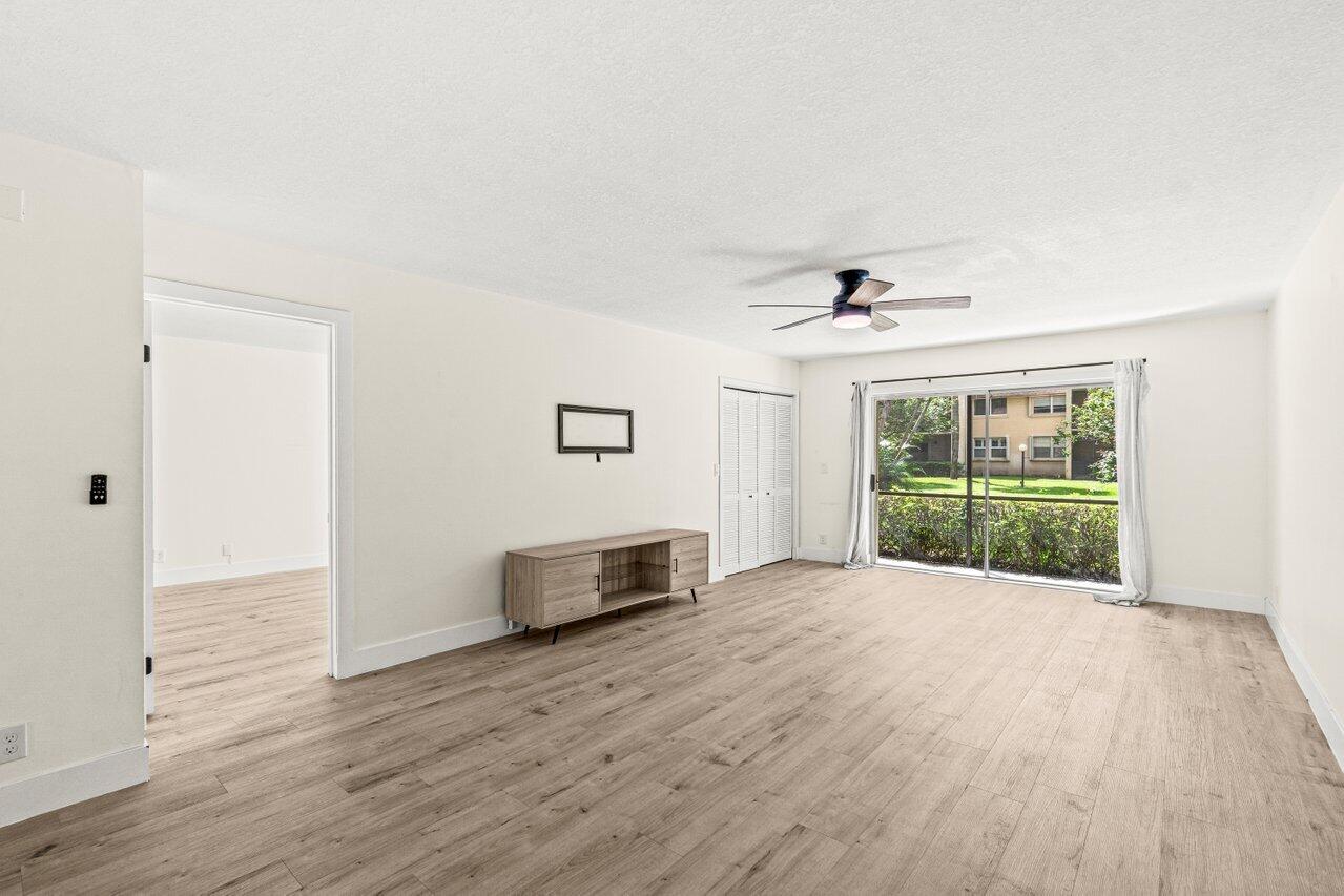 2935 SW 22nd Avenue 1060