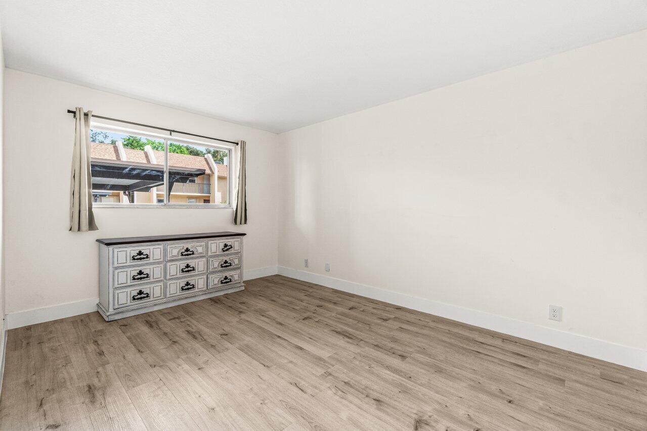 2935 SW 22nd Avenue 1060