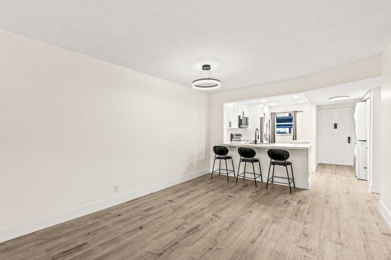 2935 SW 22nd Avenue 1060