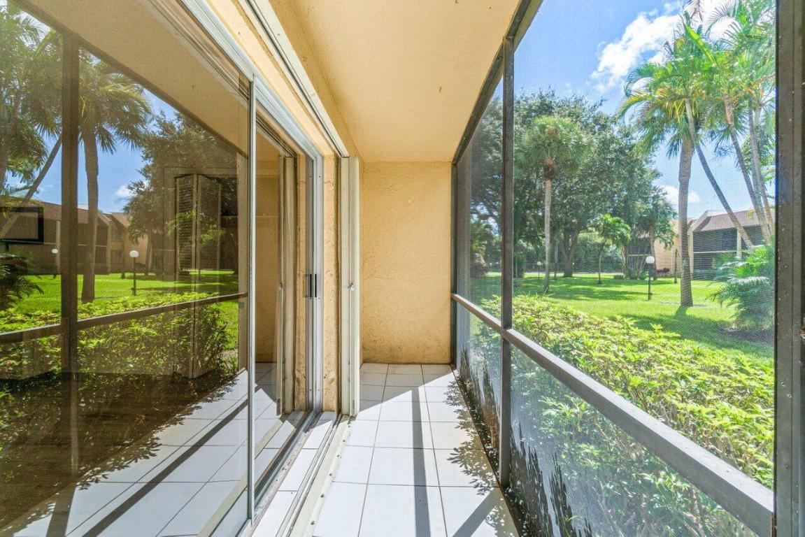 2935 SW 22nd Avenue 1060