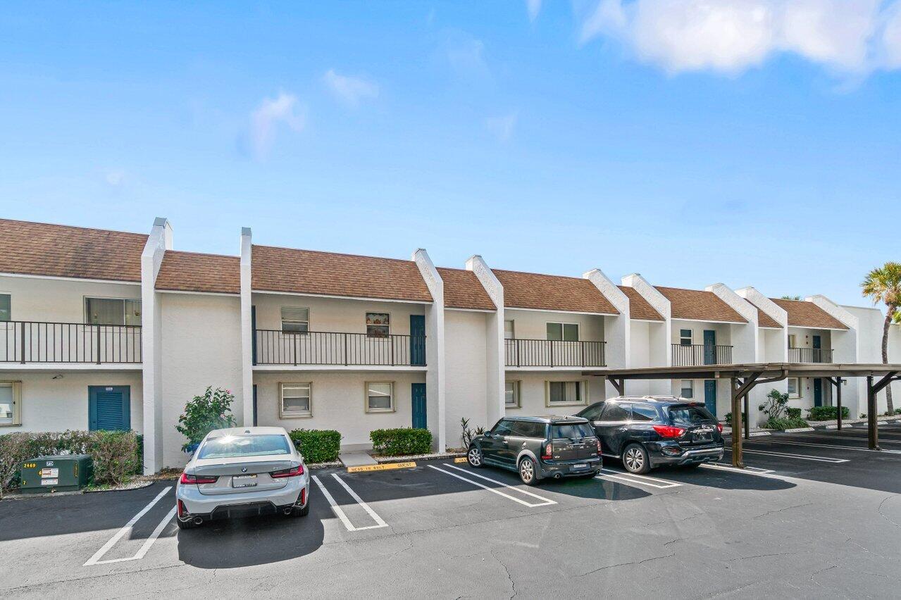 2935 SW 22nd Avenue 1060