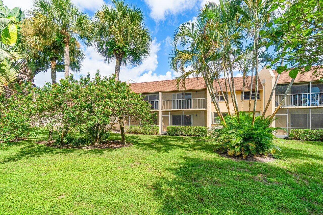 2935 SW 22nd Avenue 1060