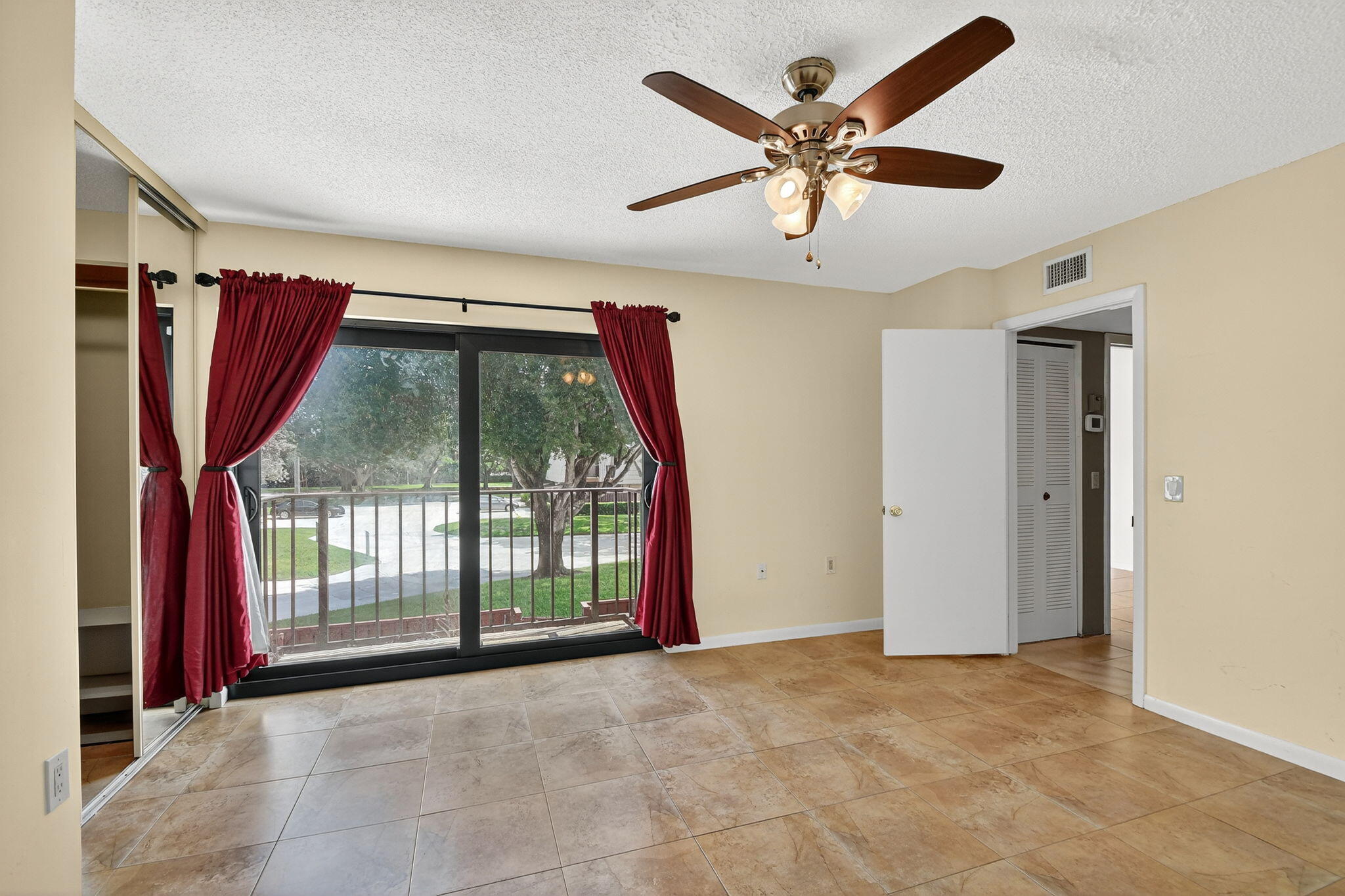 5122 51st Way