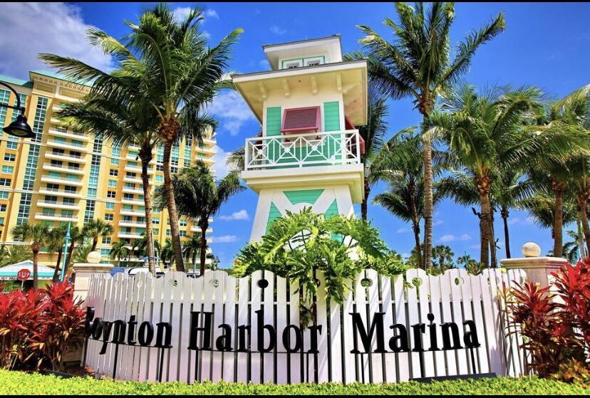 700 E Boynton Beach Boulevard Unit: 803