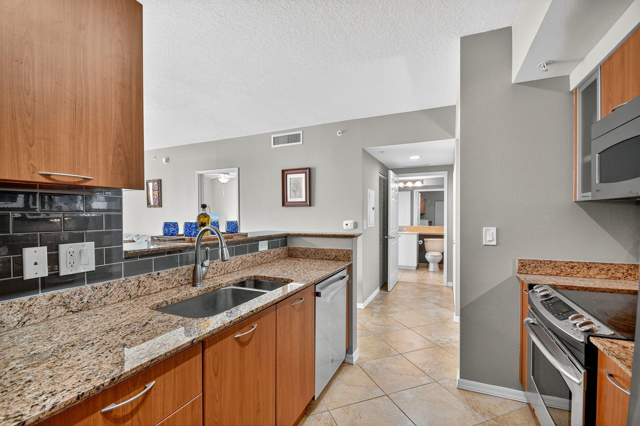 700 E Boynton Beach Boulevard Unit: 803