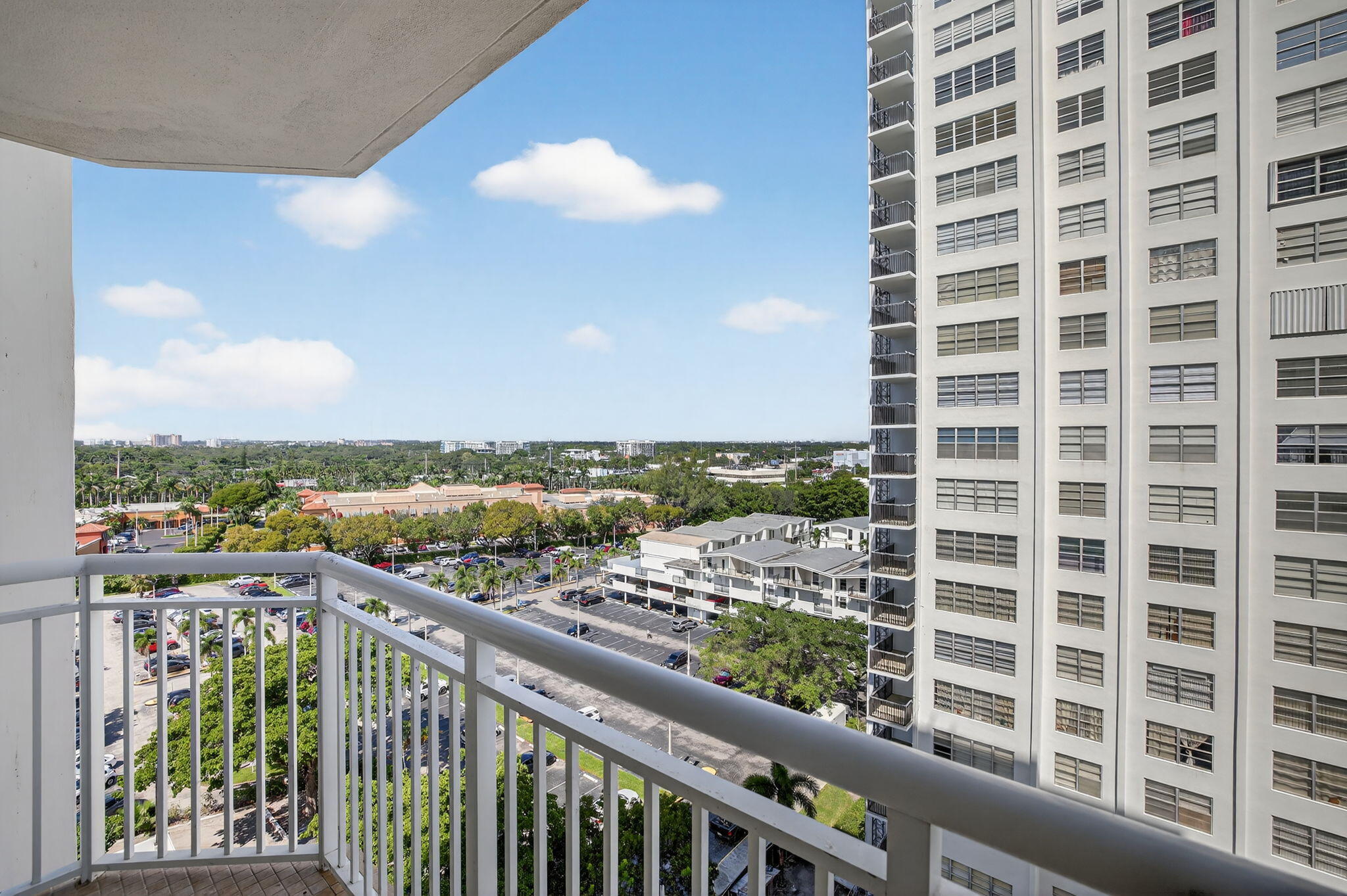 18051 Biscayne Boulevard 1104