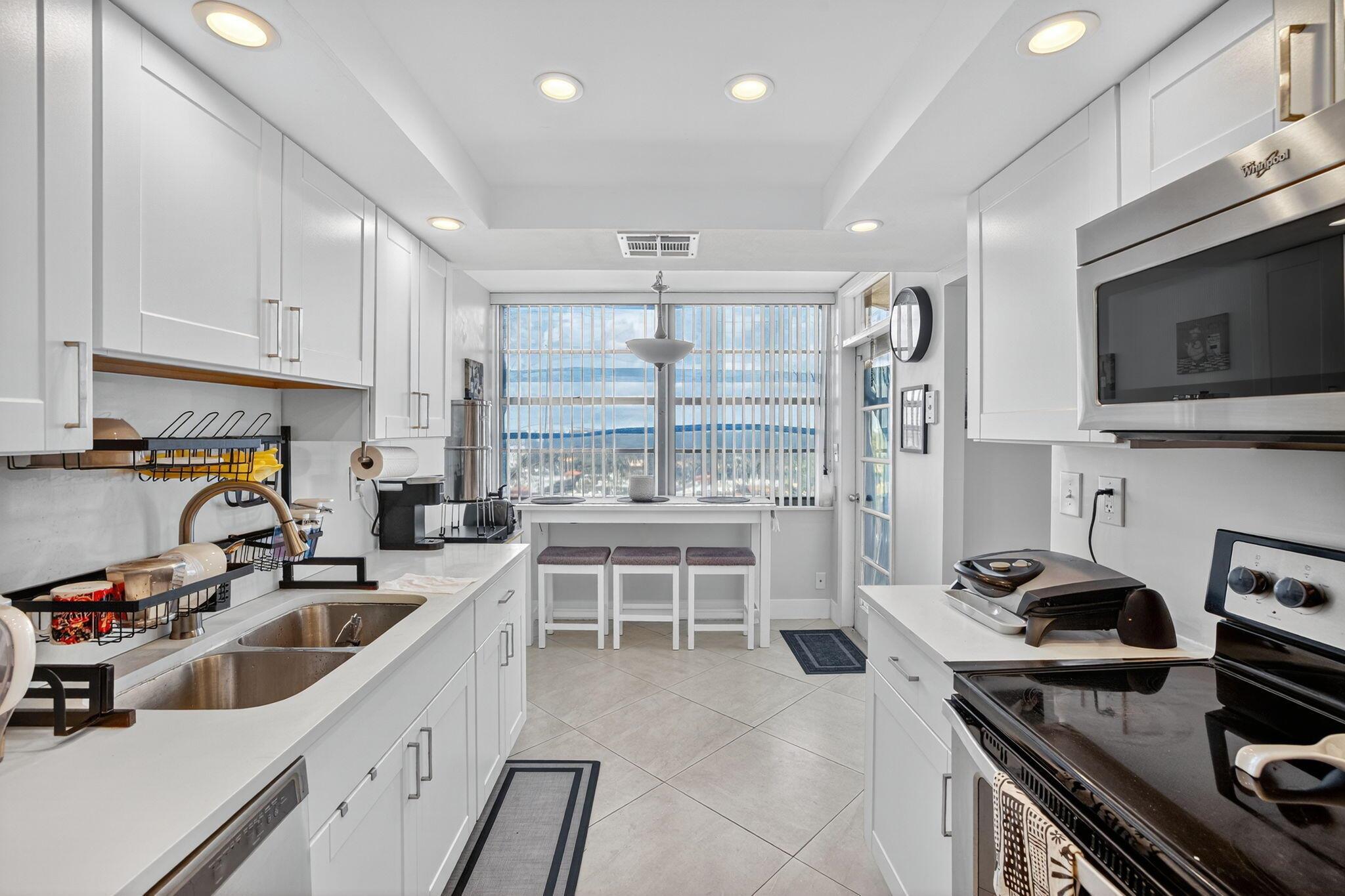 18051 Biscayne Boulevard 1104