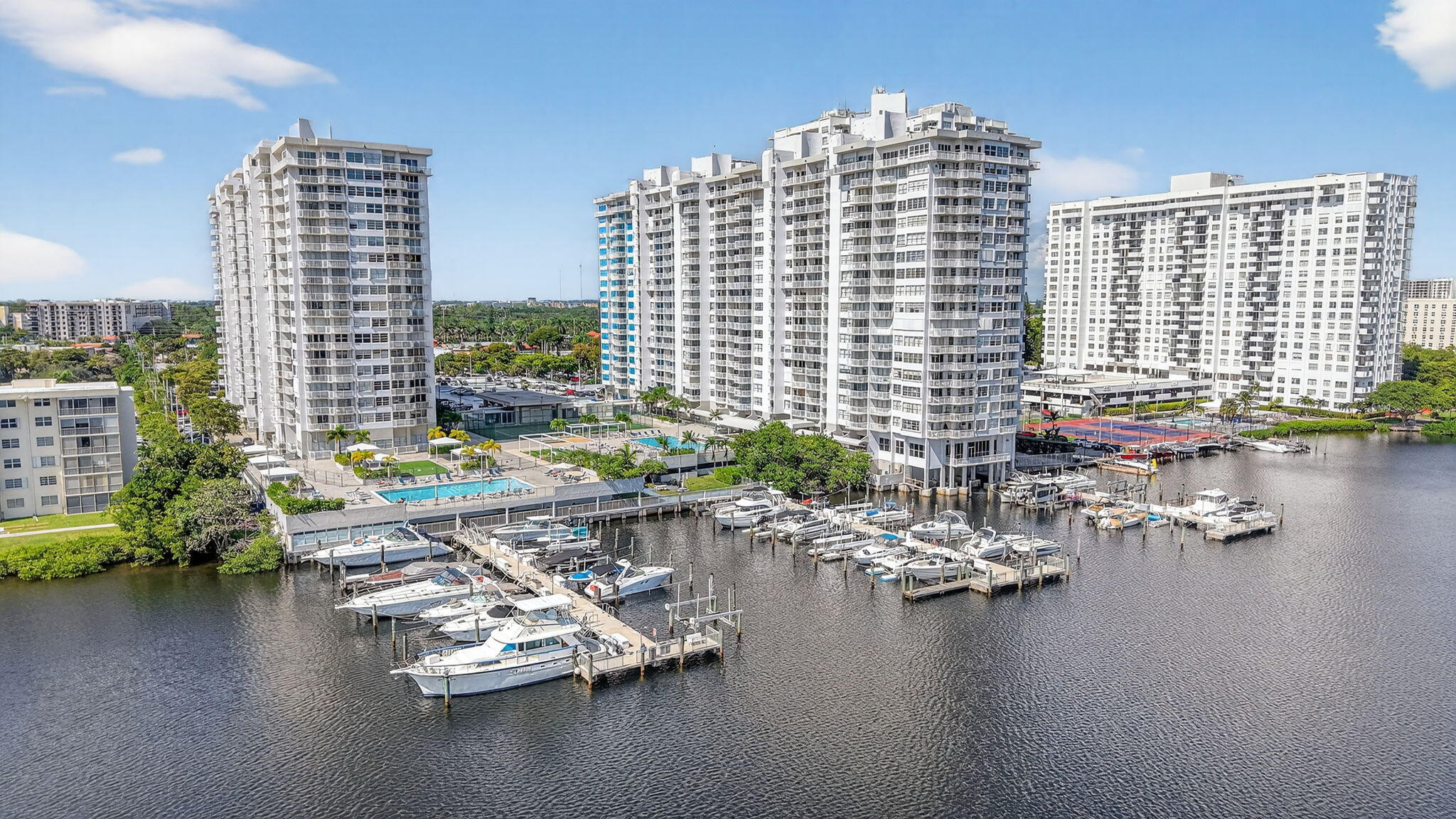 18051 Biscayne Boulevard 1104