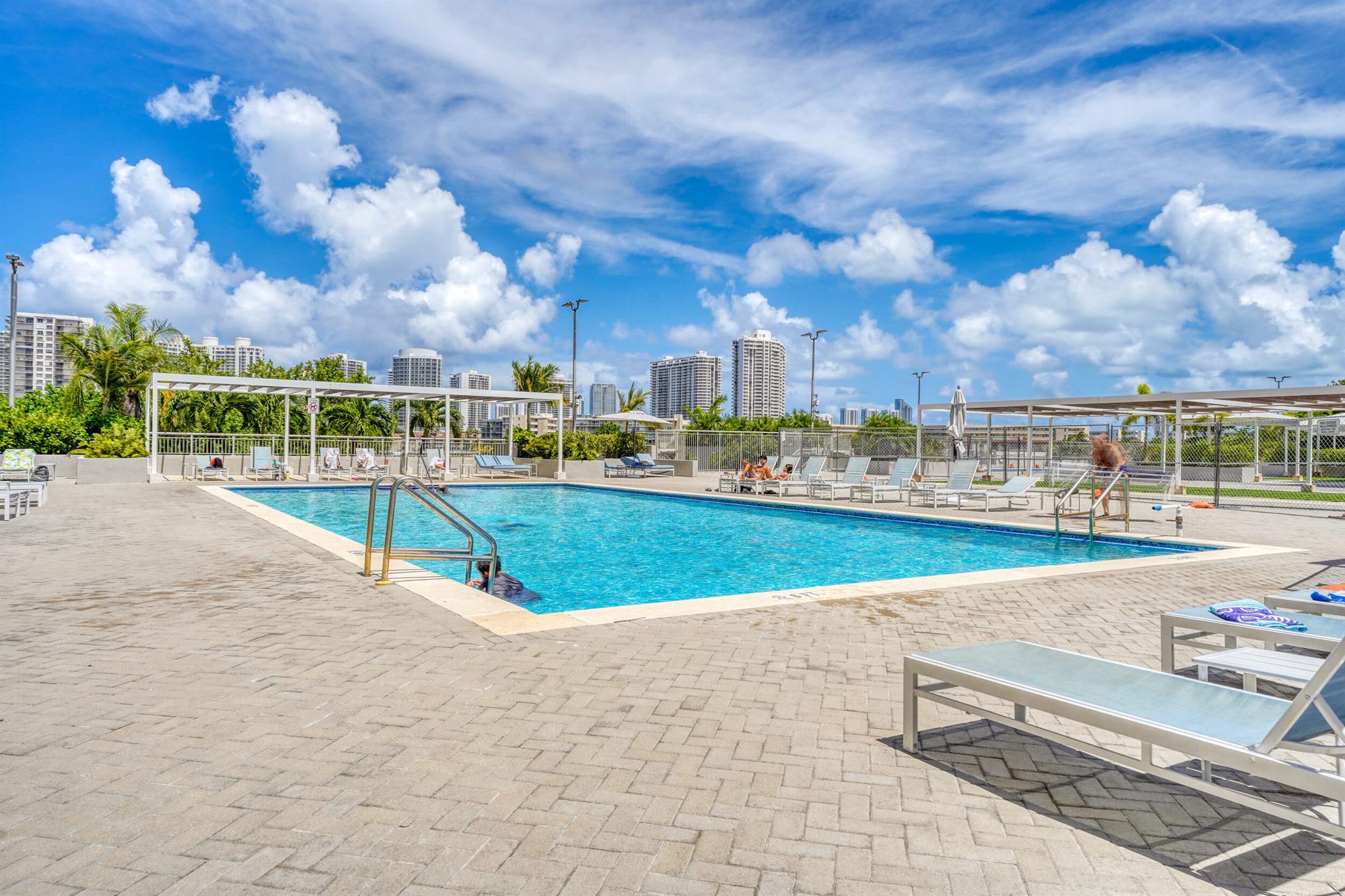 18051 Biscayne Boulevard 1104