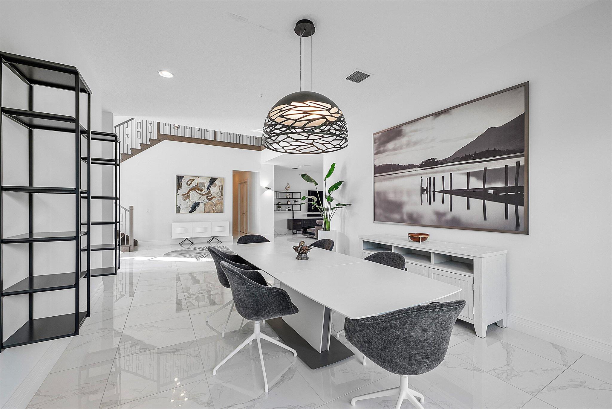 19863 Meadowside Lane