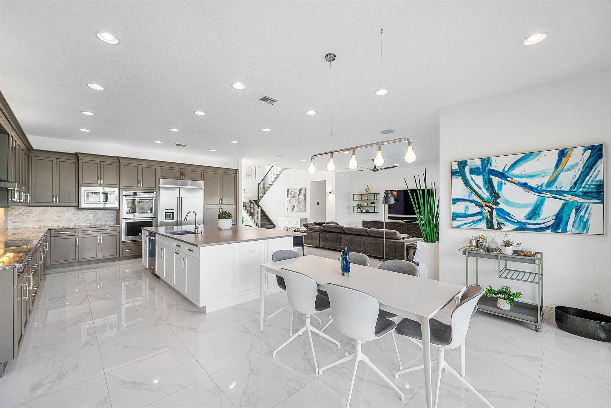 19863 Meadowside Lane