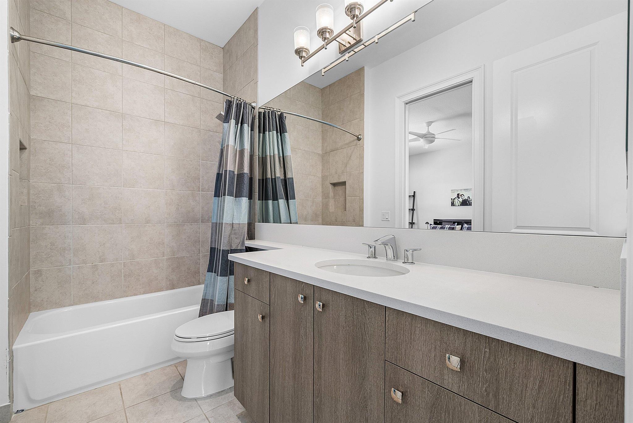 19863 Meadowside Lane