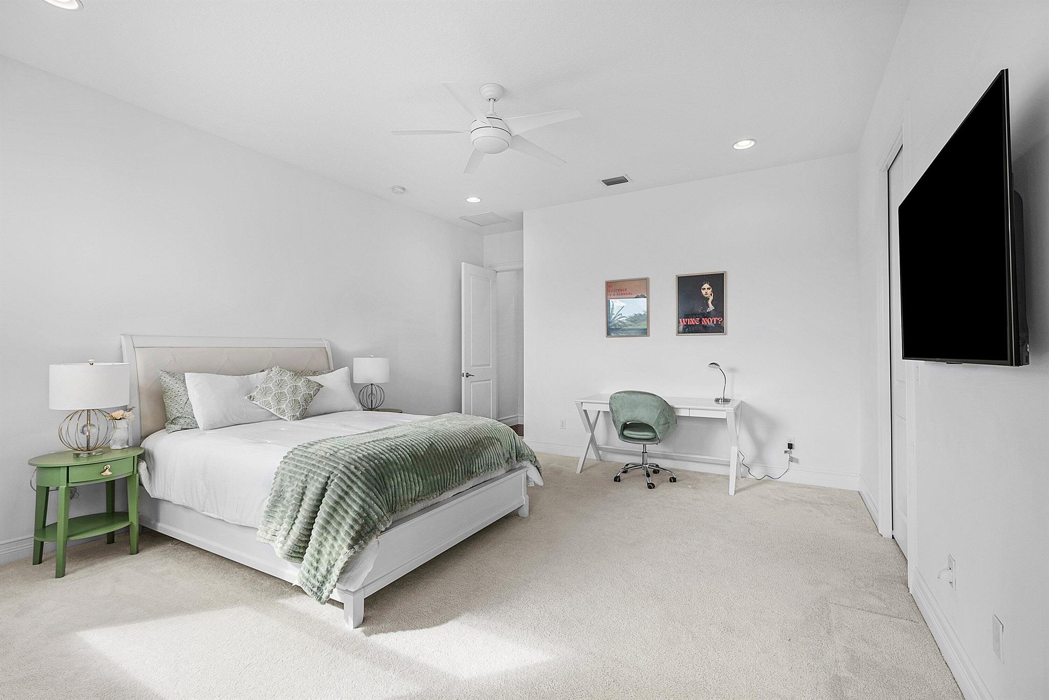 19863 Meadowside Lane