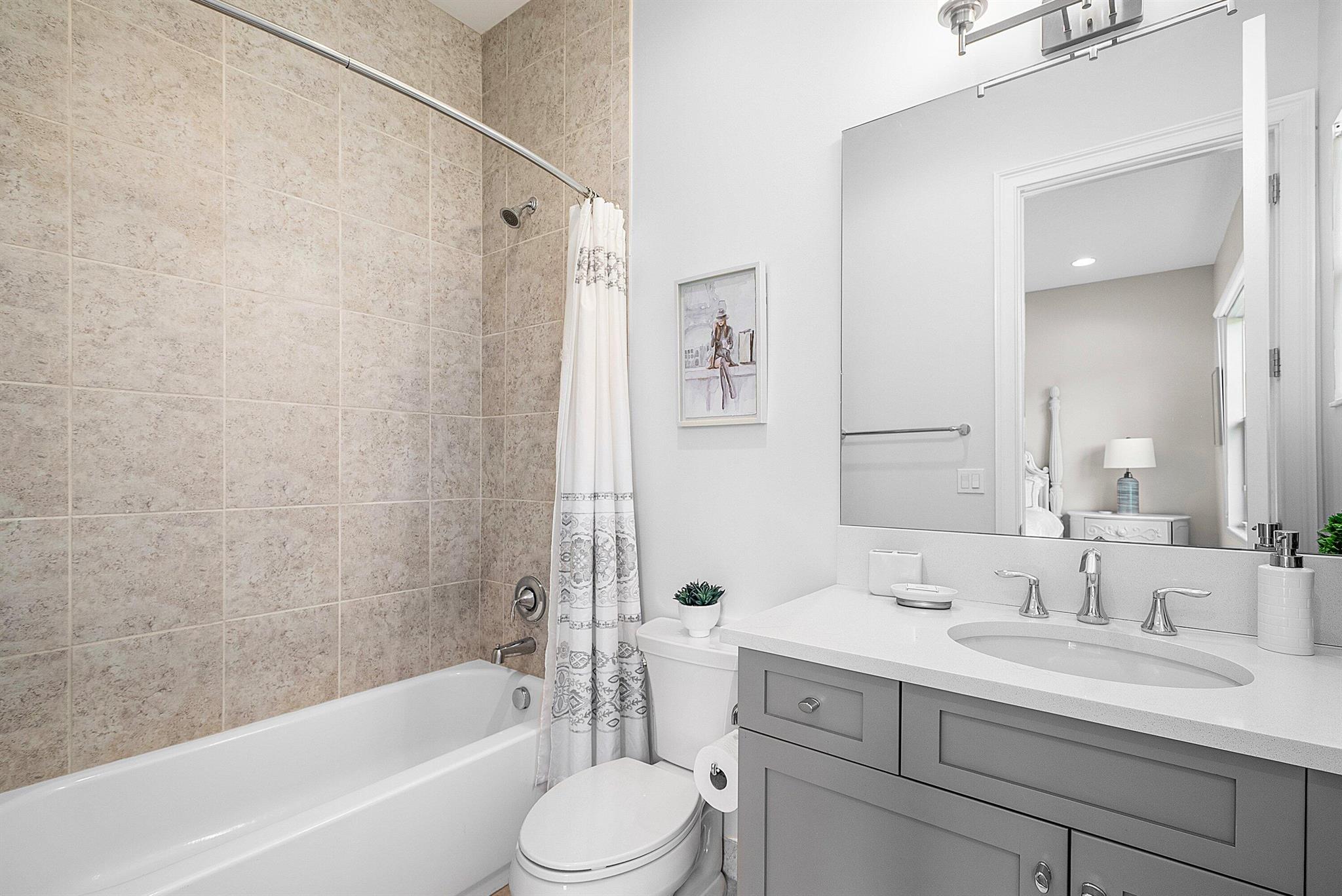 19863 Meadowside Lane