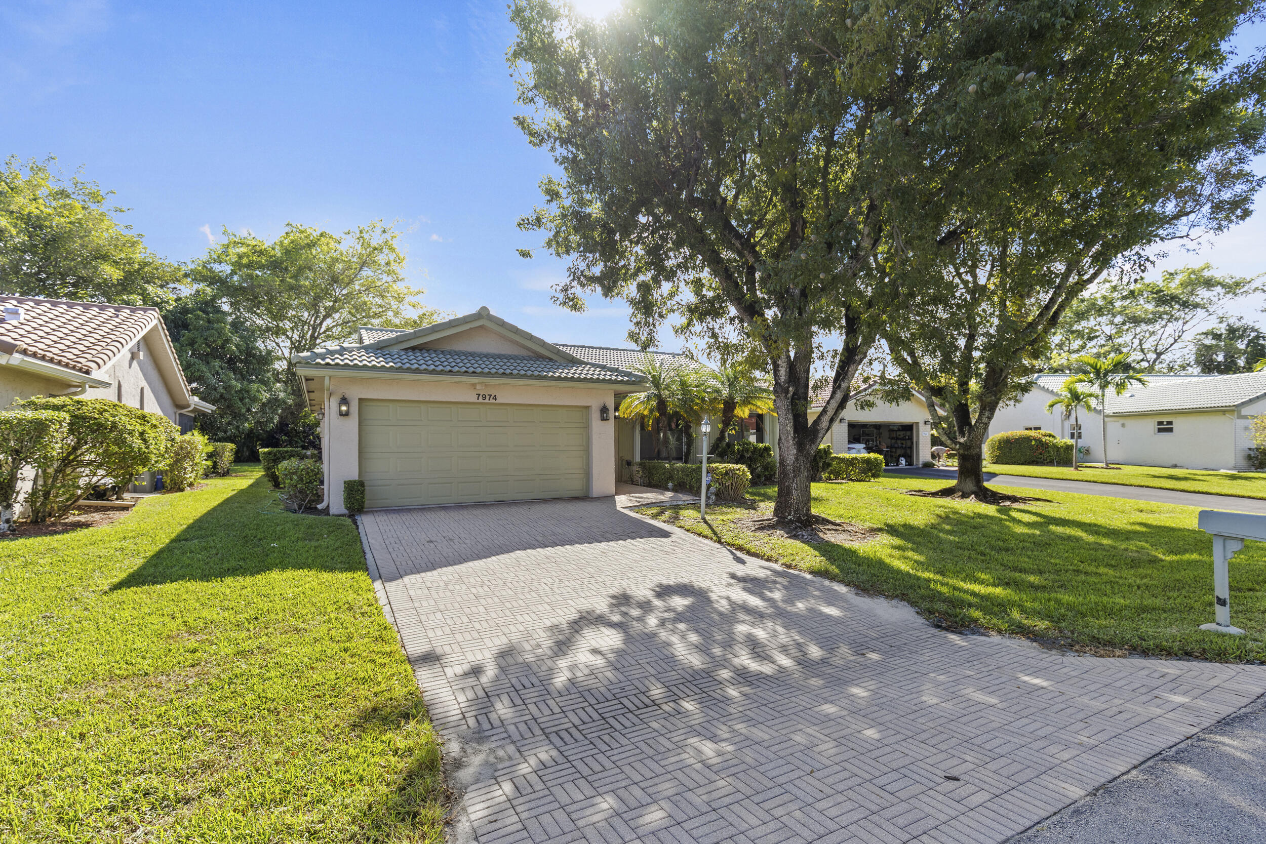 7974 Cloverfield Circle