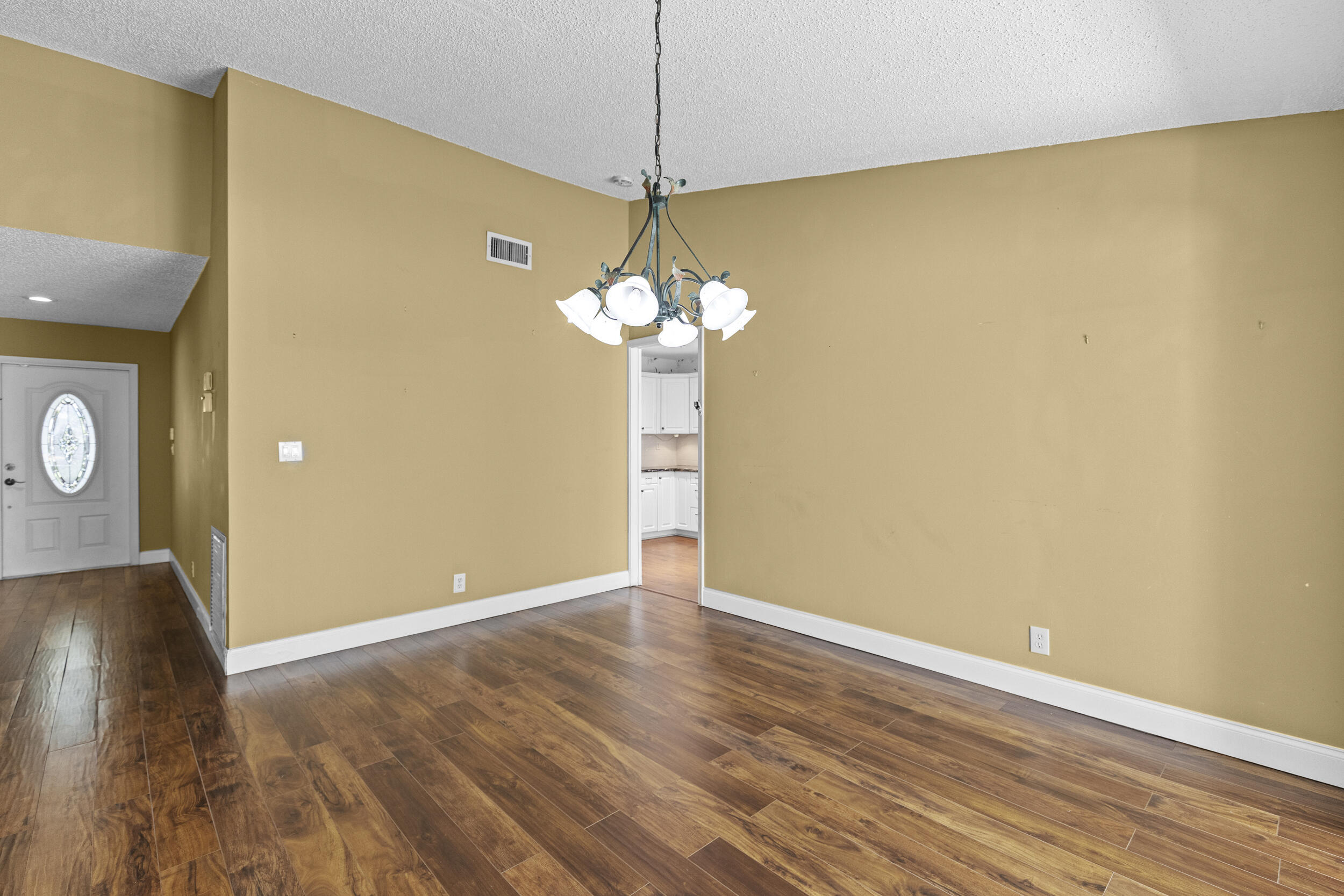 7974 Cloverfield Circle