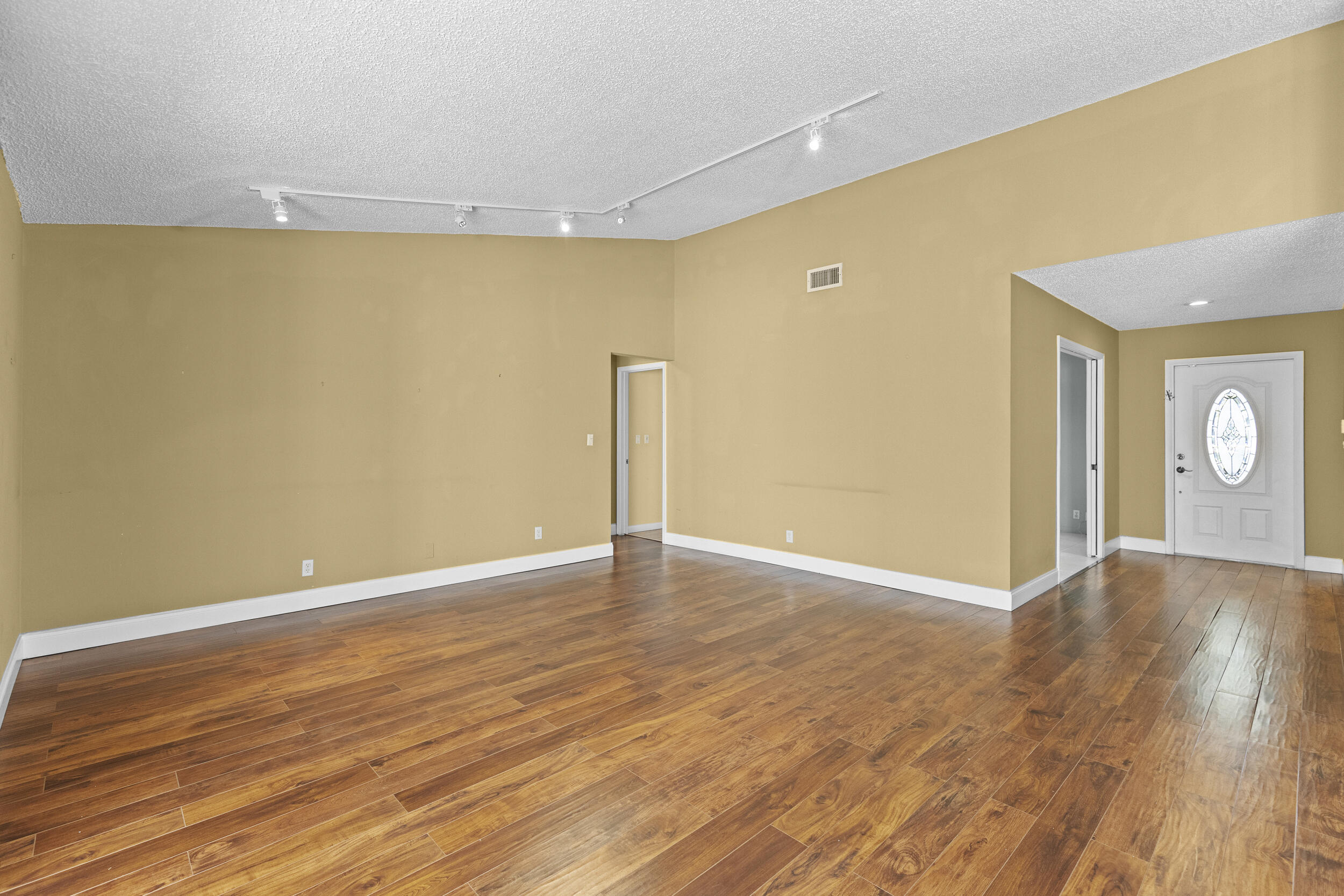 7974 Cloverfield Circle