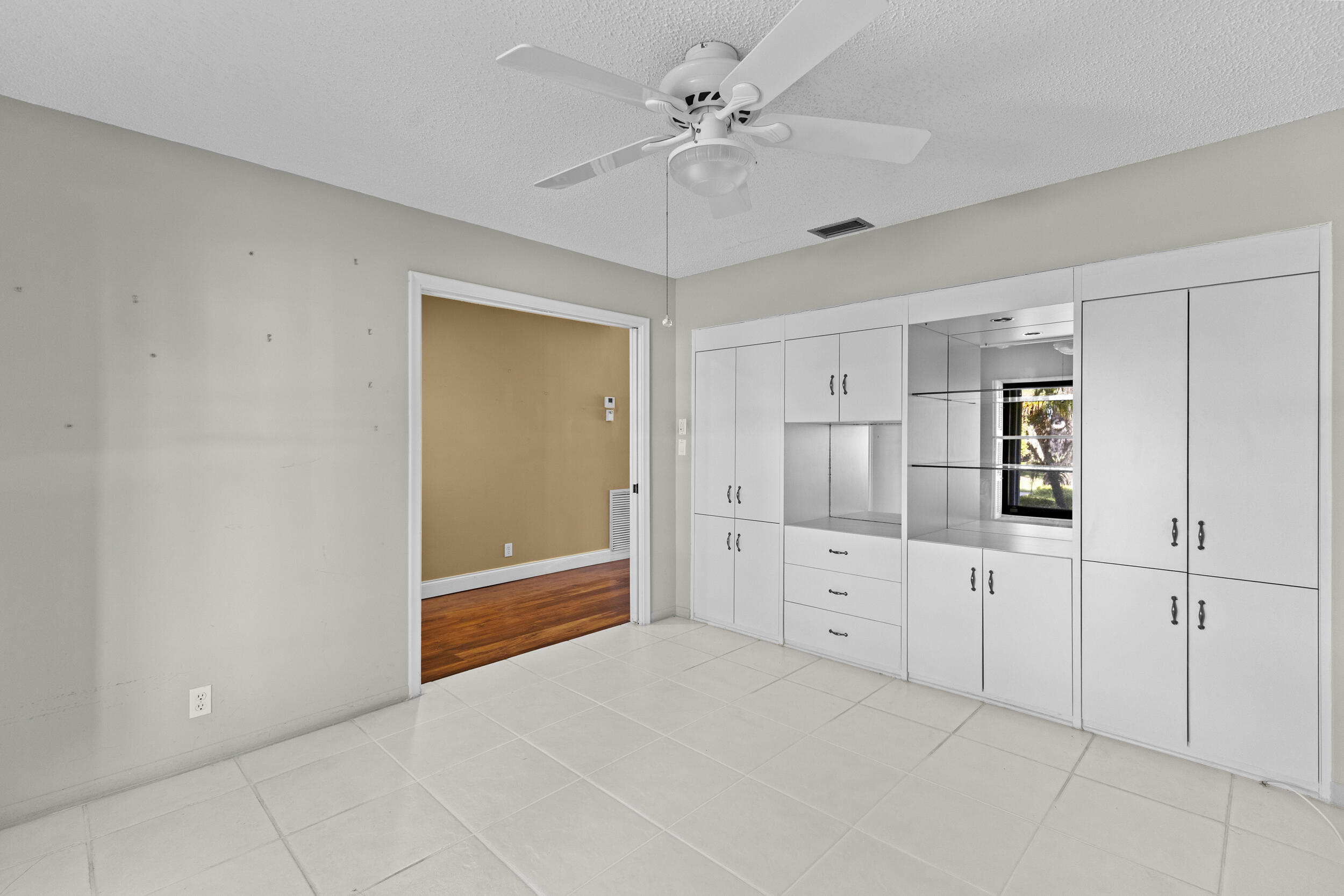 7974 Cloverfield Circle