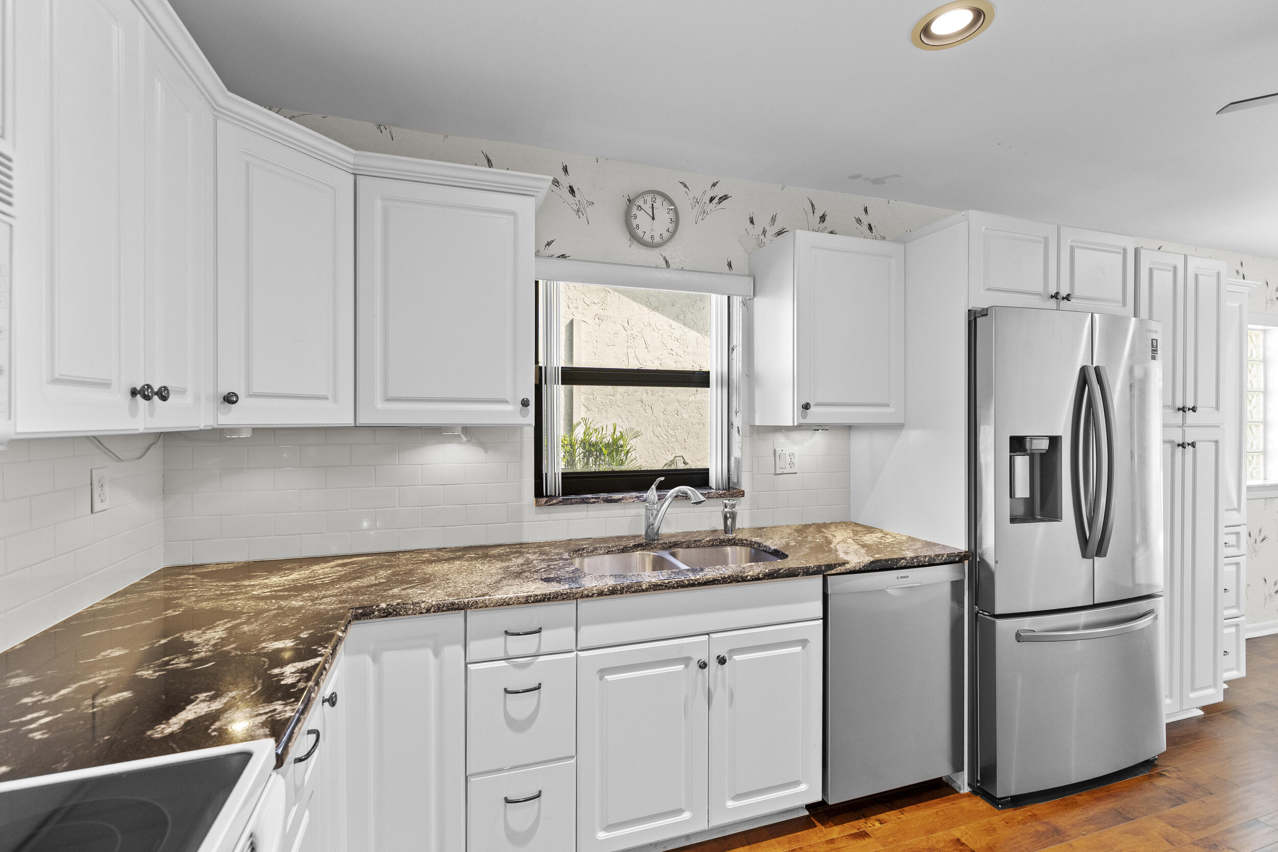 7974 Cloverfield Circle