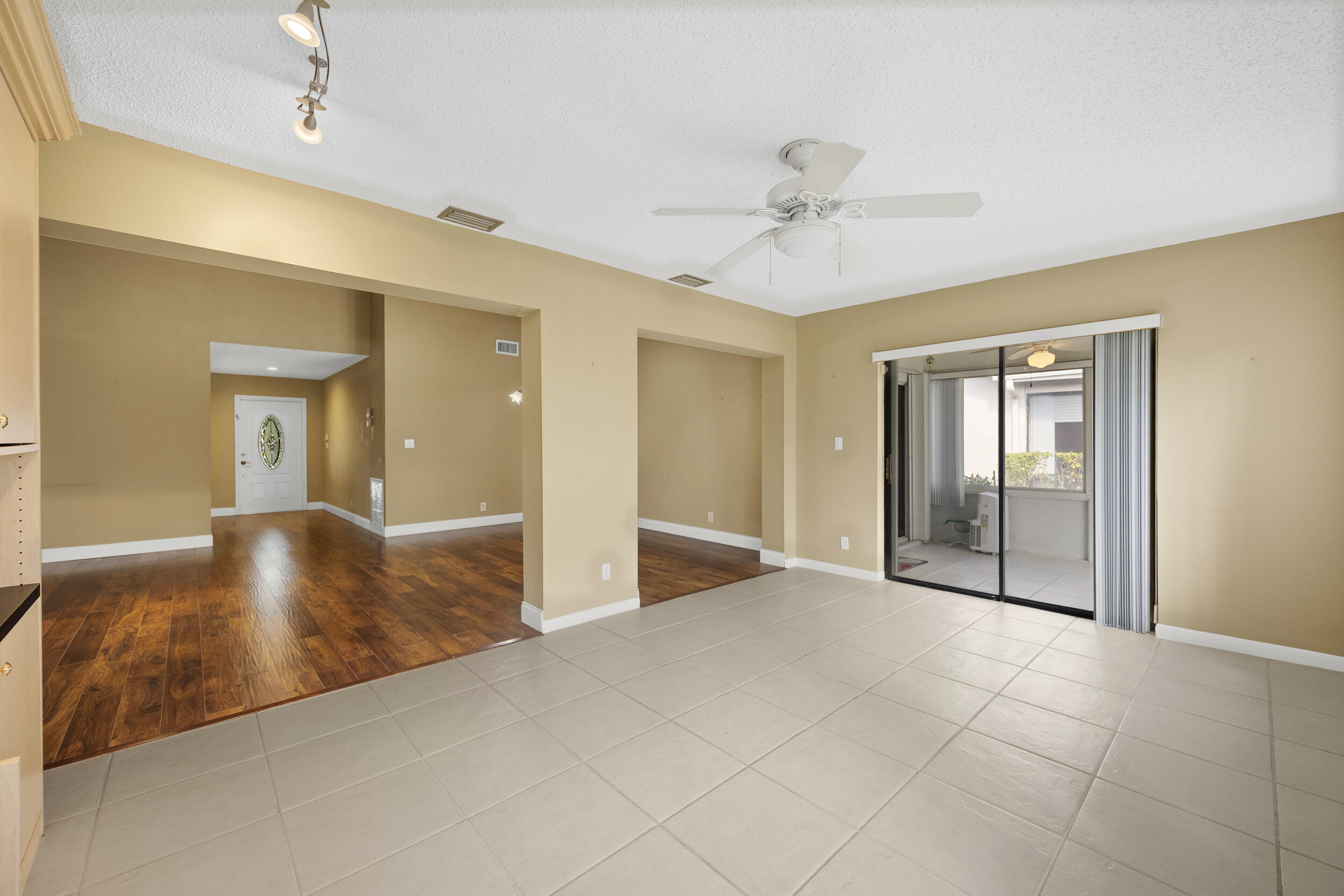 7974 Cloverfield Circle