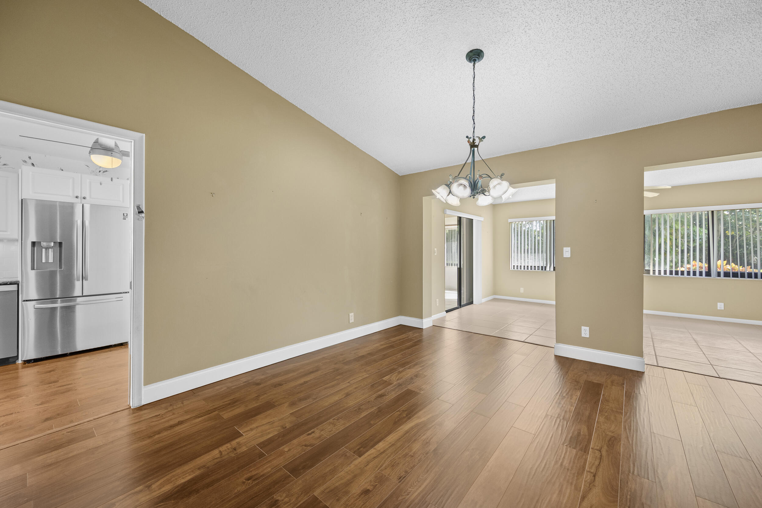 7974 Cloverfield Circle